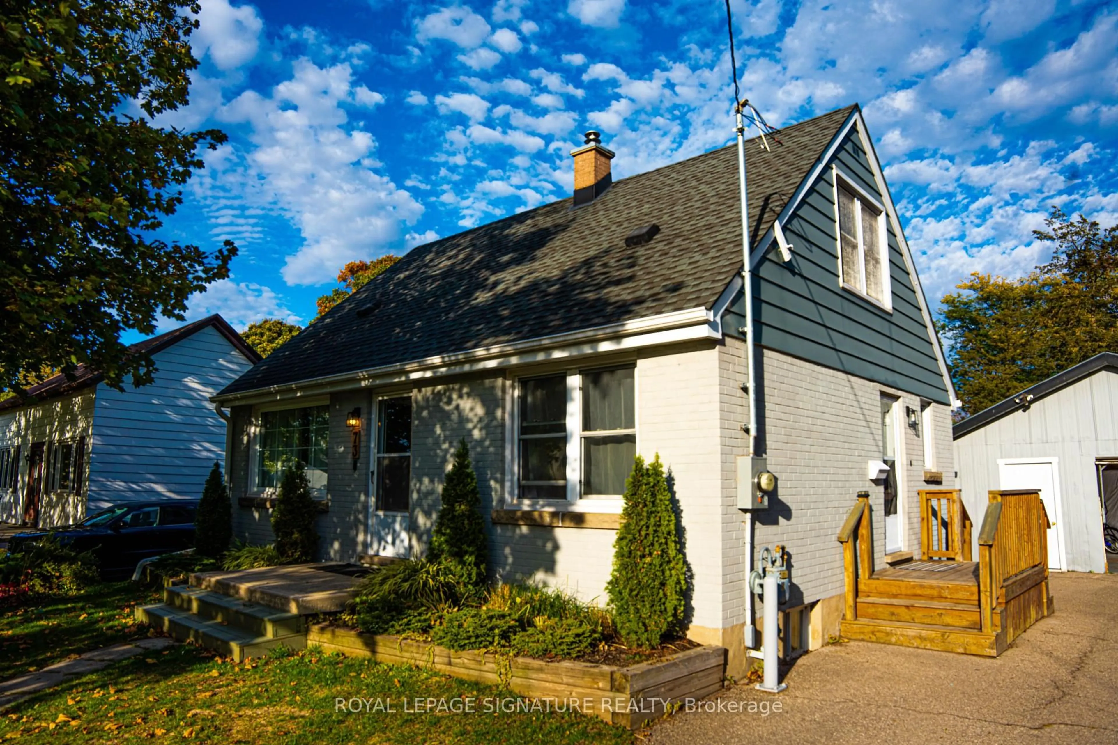 Unknown for 73 Bee St, Woodstock Ontario N4S 3Z2