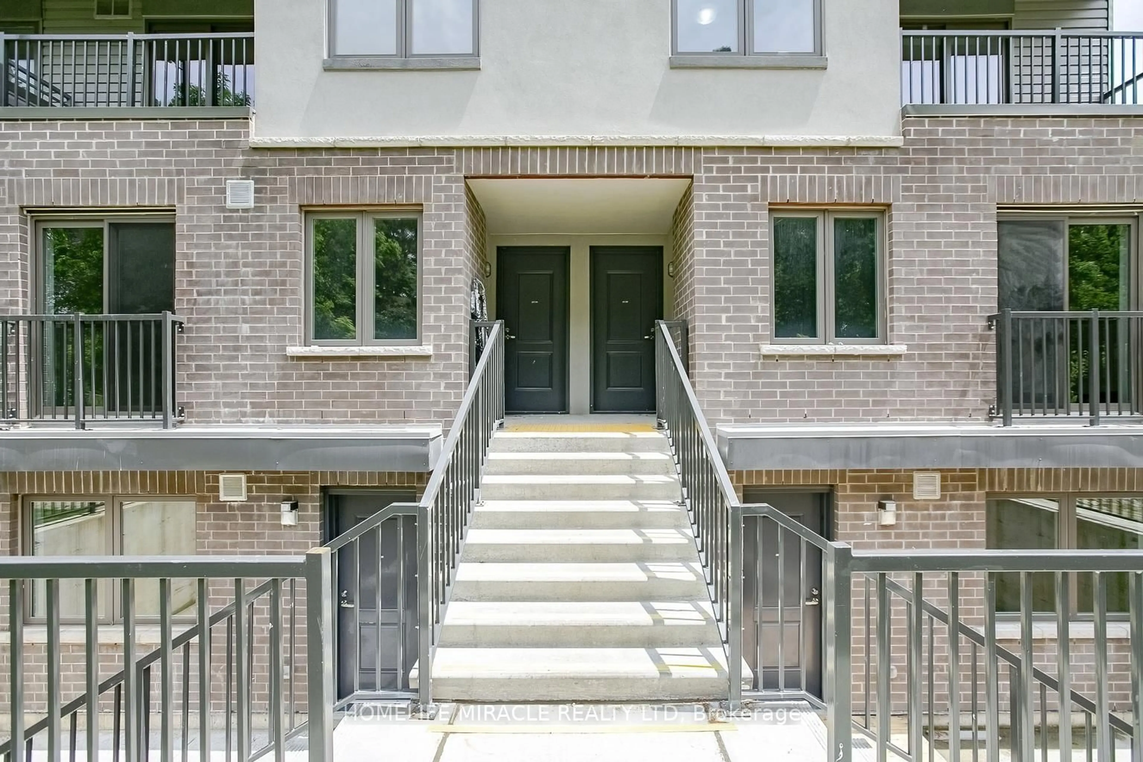 Unknown for 370 Fisher Mills Rd #63, Cambridge Ontario N3C 4N5