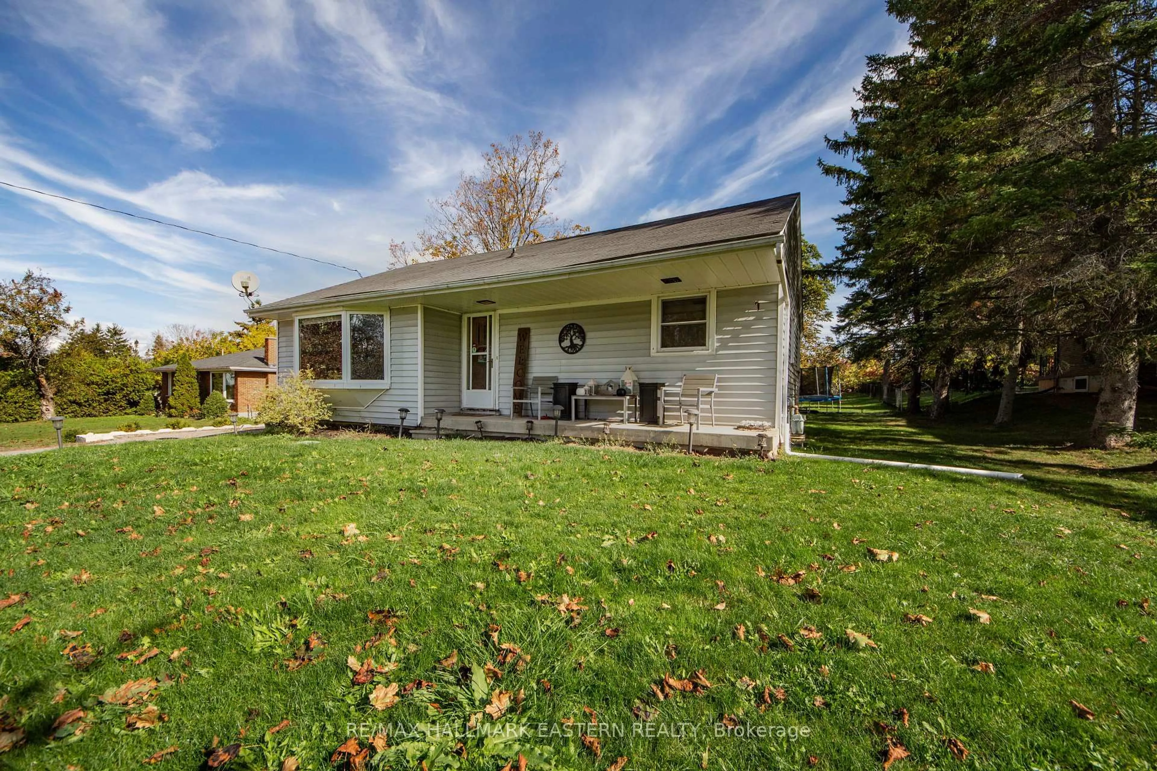 Home with vinyl exterior material, street for 1259 Mann Rd, Selwyn Ontario K0L 1H0