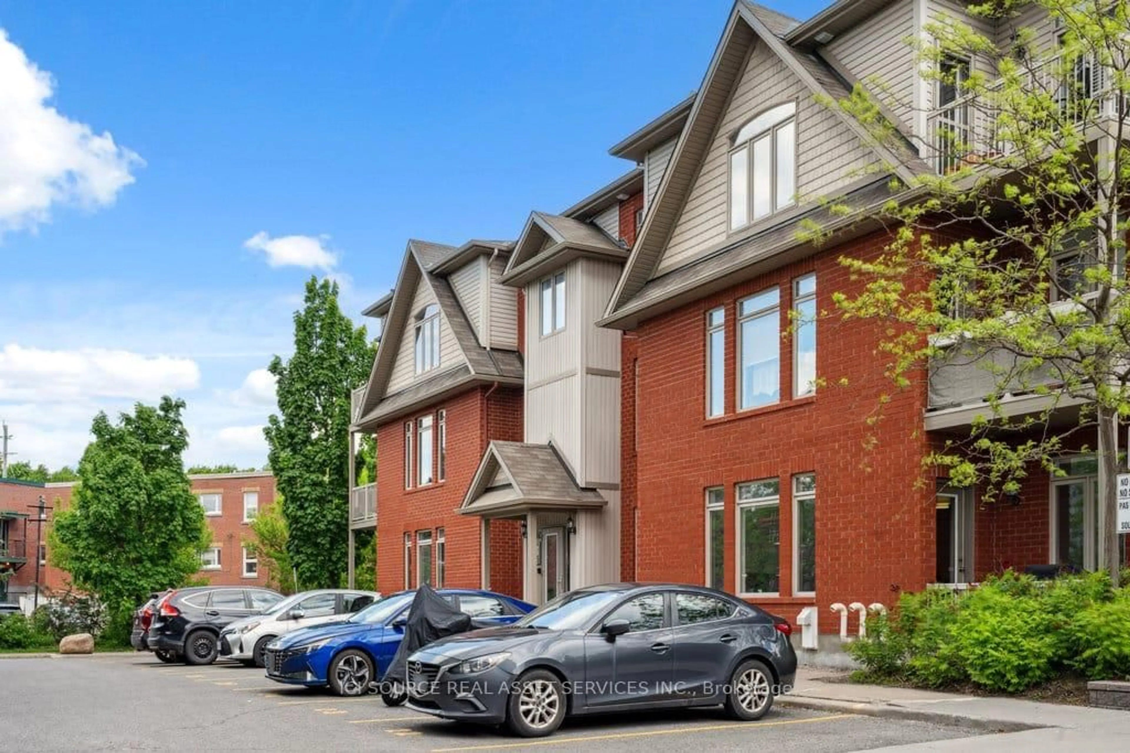 Unknown for 240 Meilleur Private #B, Ottawa Ontario K1L 0A3