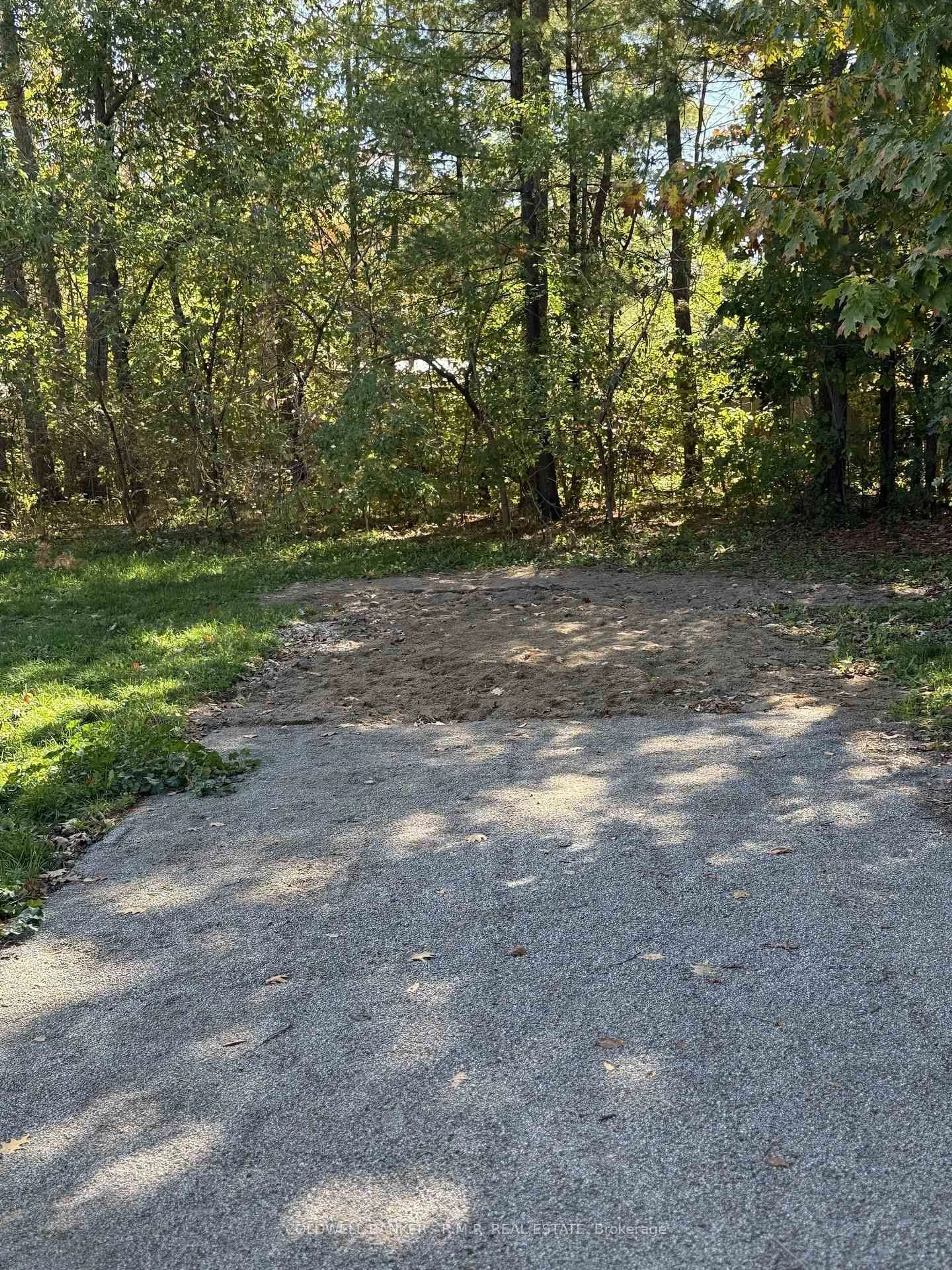 Unknown for 2 Oakwood Dr, Kawartha Lakes Ontario K0M 1N0