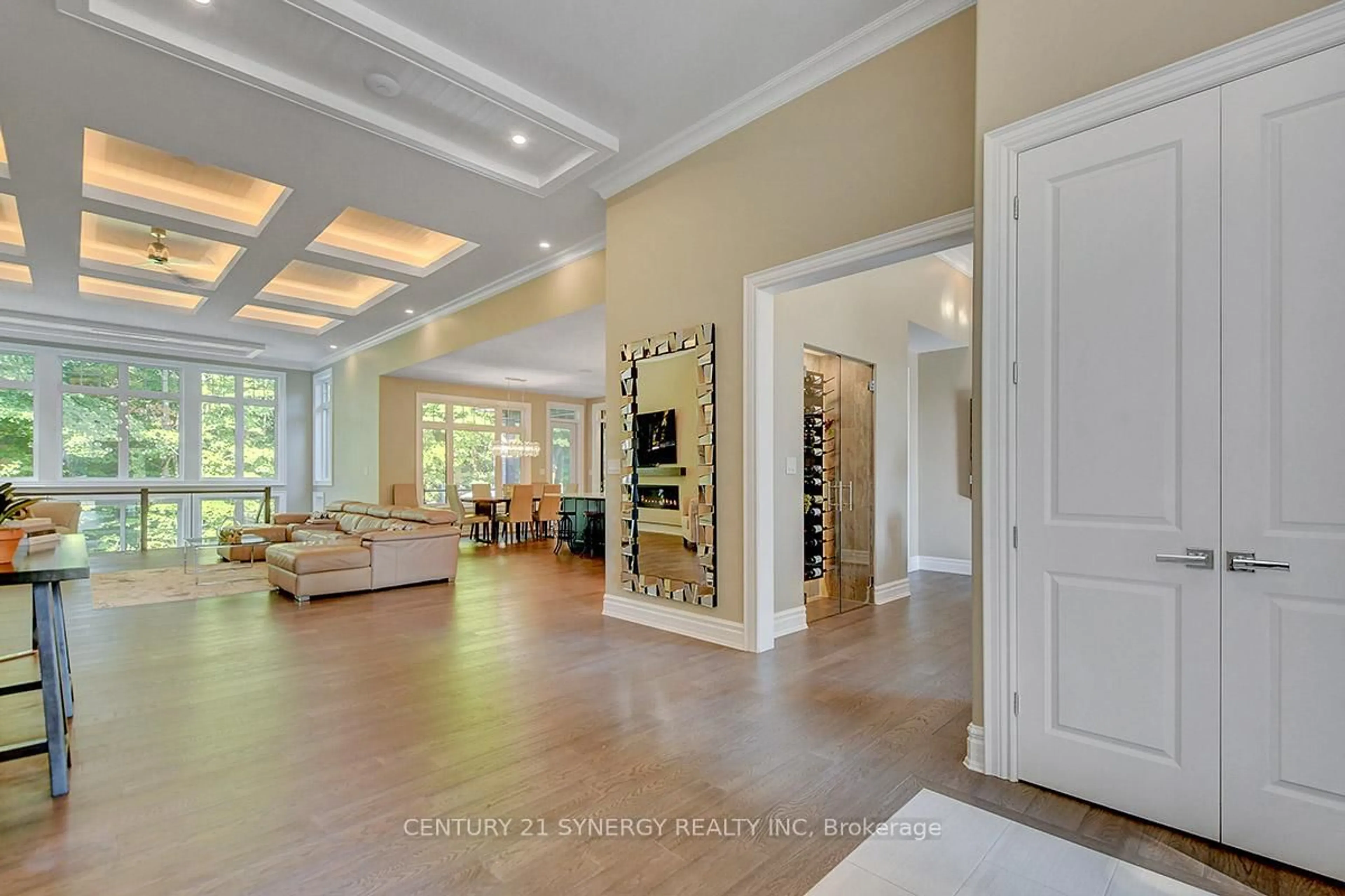 Indoor entryway for 1443 DUCHESS Cres, Ottawa Ontario K4M 1K2