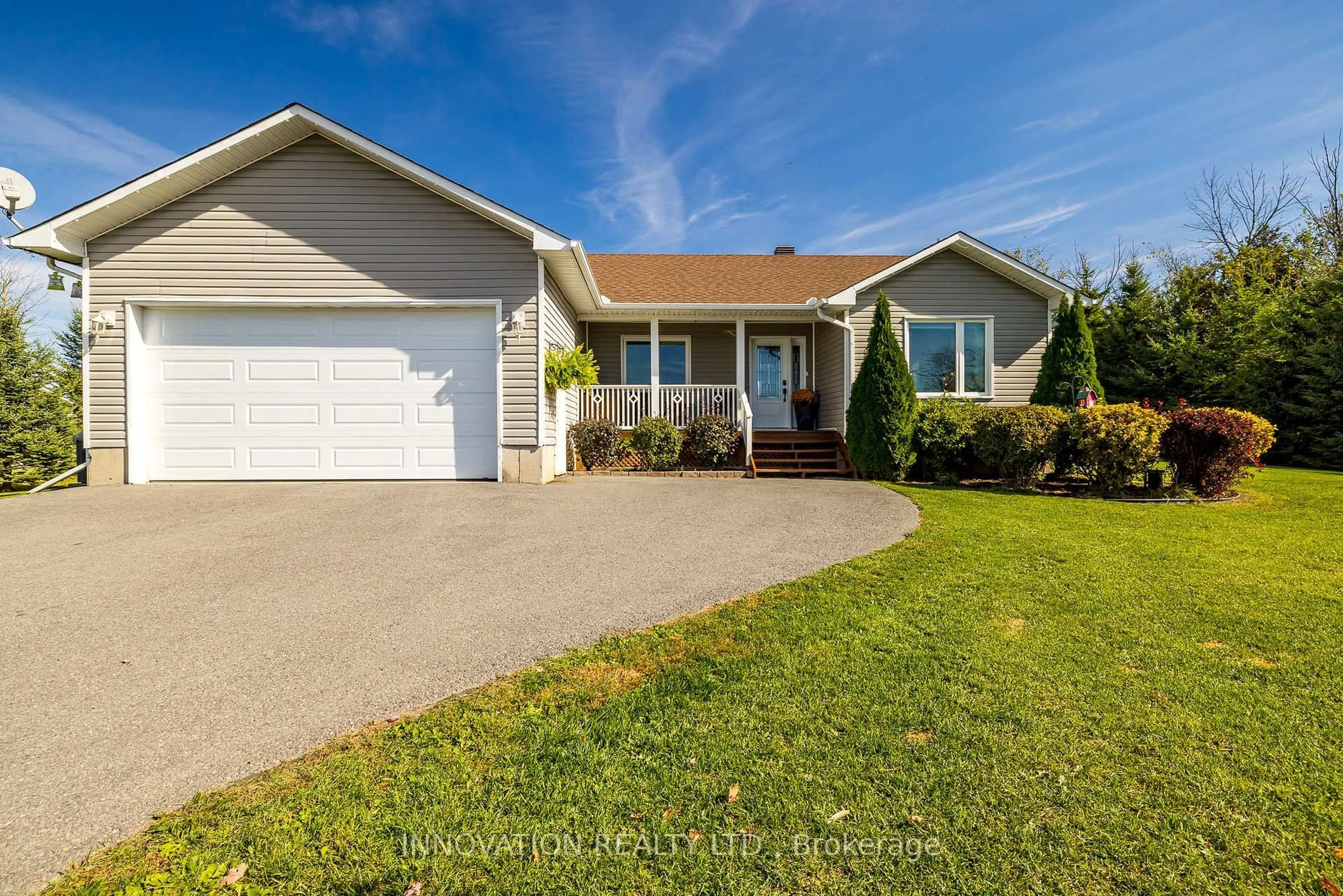 Home with vinyl exterior material, unknown for 4105 Calbrent Way, Osgoode Ontario K0A 2W0