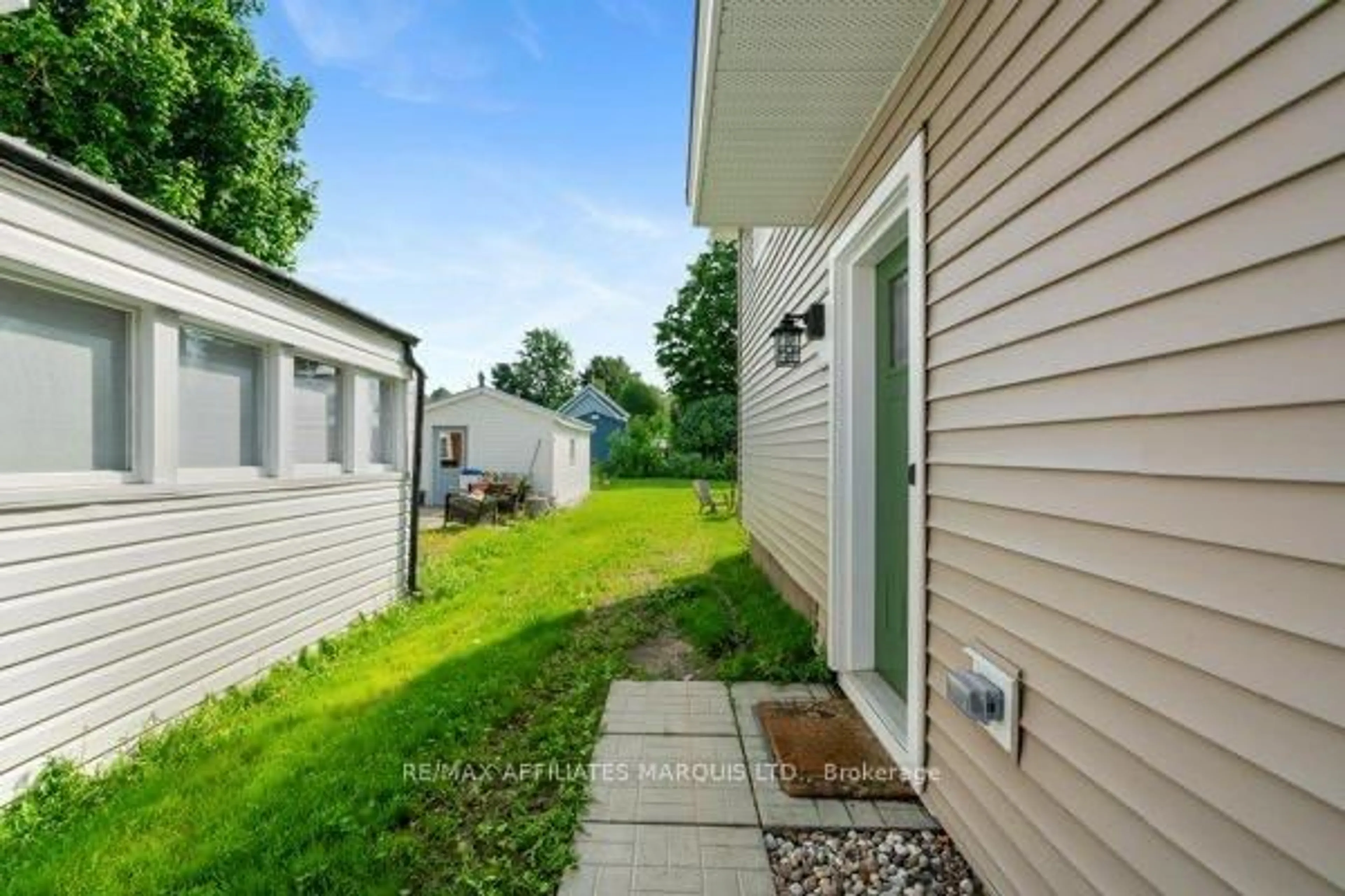 Unknown for 106 Bishop St, North Glengarry Ontario K0C 1A0