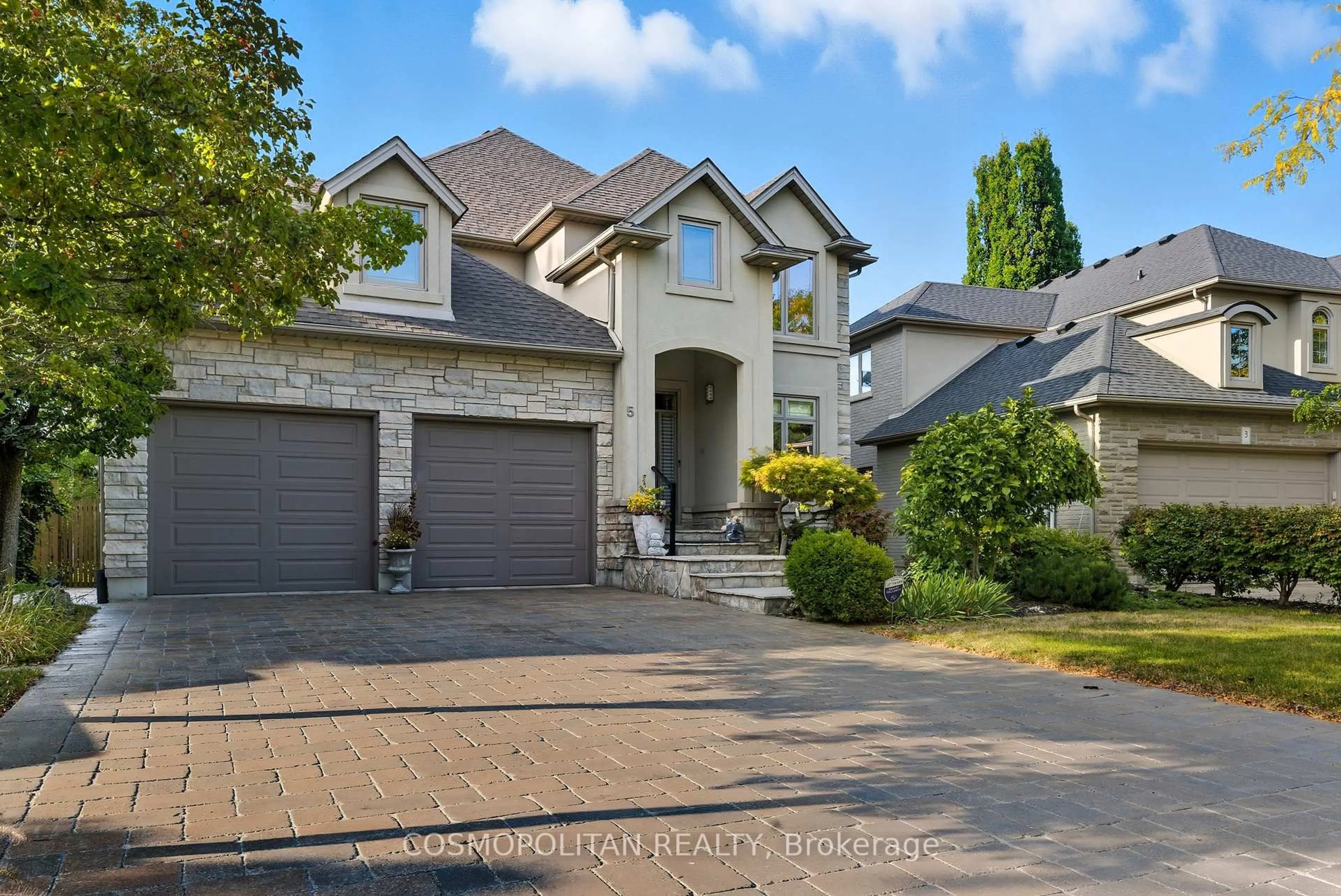 Home with brick exterior material, street for 5 BROOKLYN Crt, St. Catharines Ontario L2N 7S6