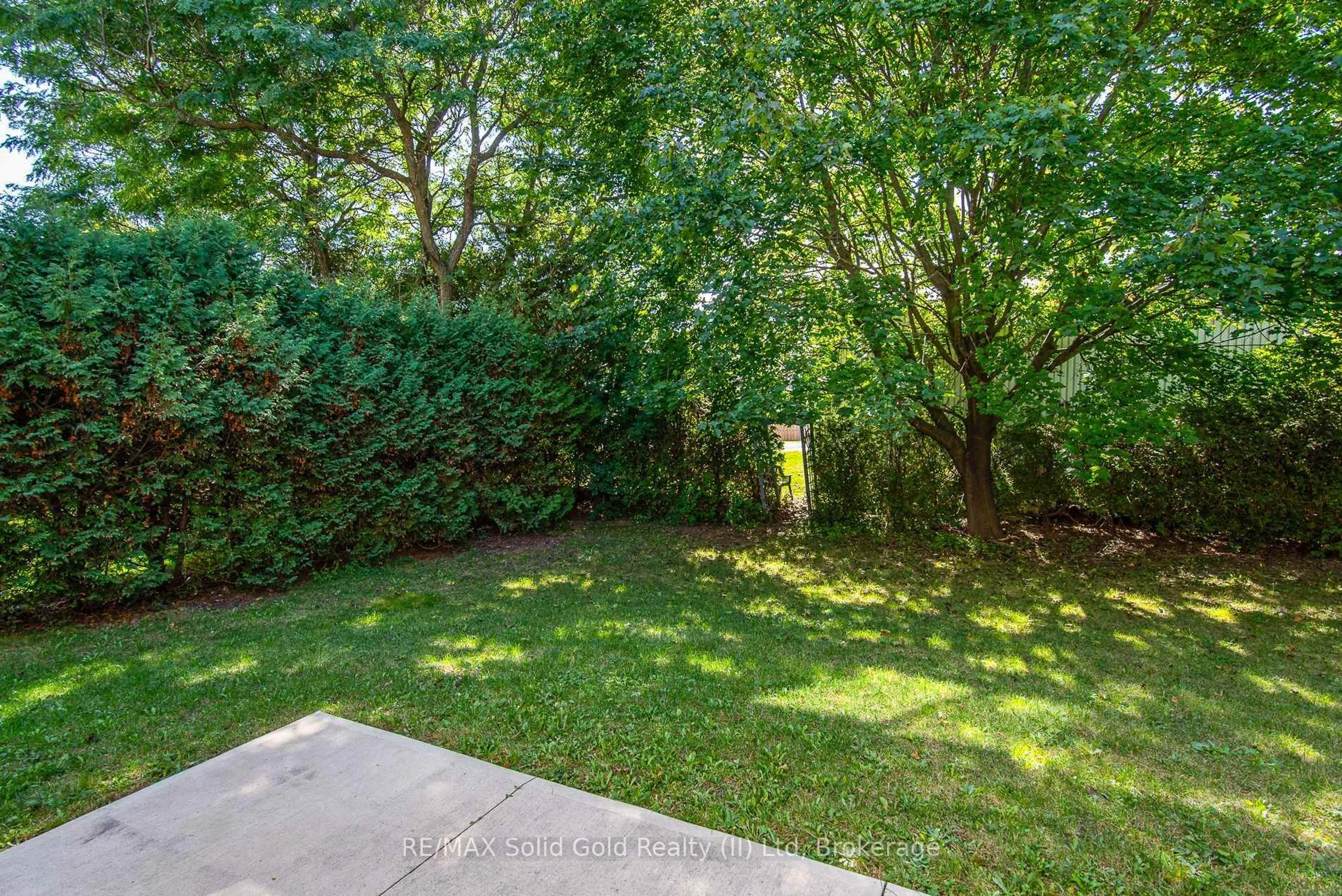 A pic from outside/outdoor area/front of a property/back of a property/a pic from drone, forest/trees view for 38 Foundry St, Wilmot Ontario N3A 2P6
