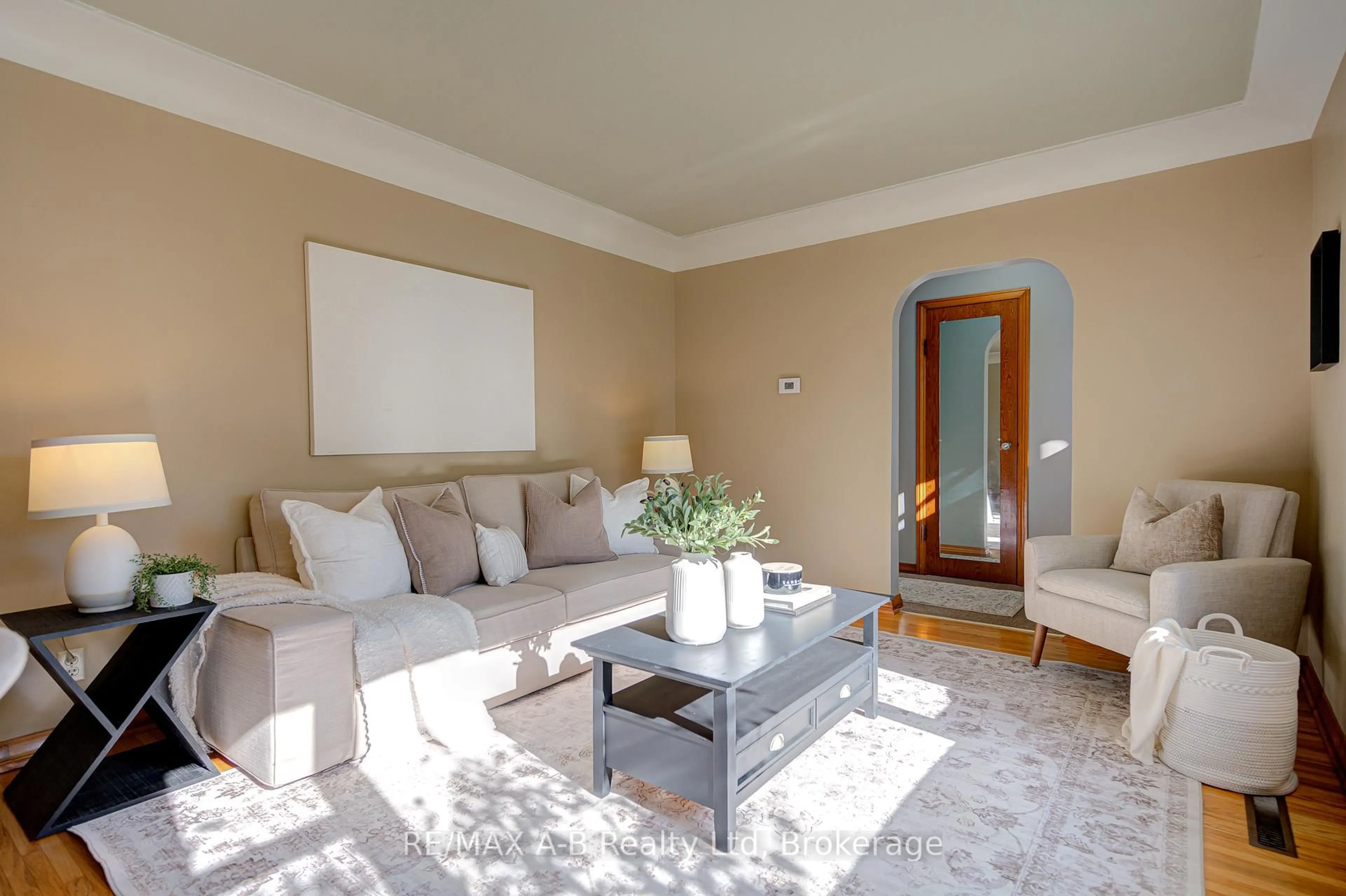 Living room with furniture, unknown for 252 HIBERNIA St, Stratford Ontario N5A 5V7