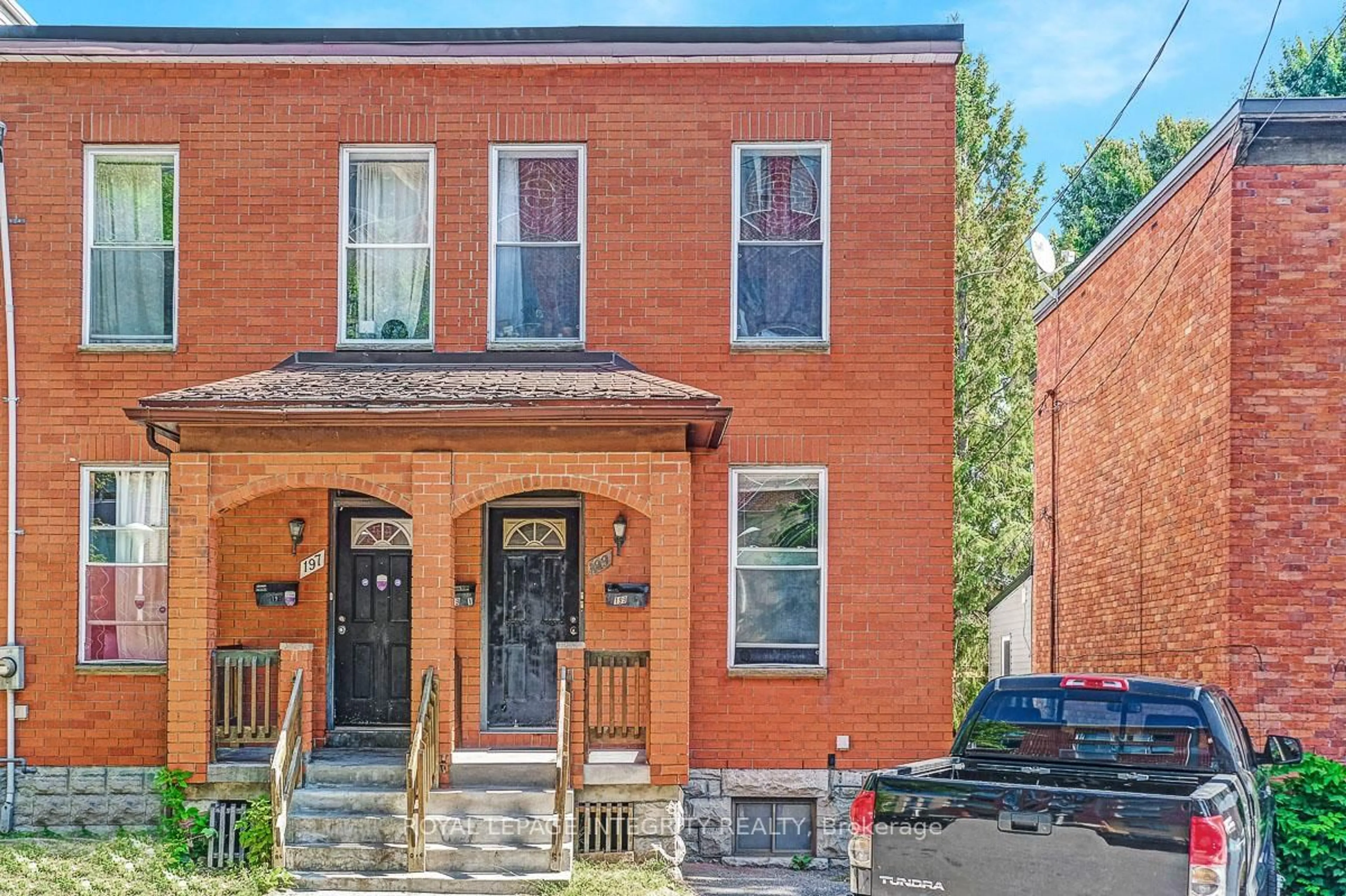 Home with brick exterior material, street for 199 Henderson Ave, Ottawa Ontario K1N 7P7