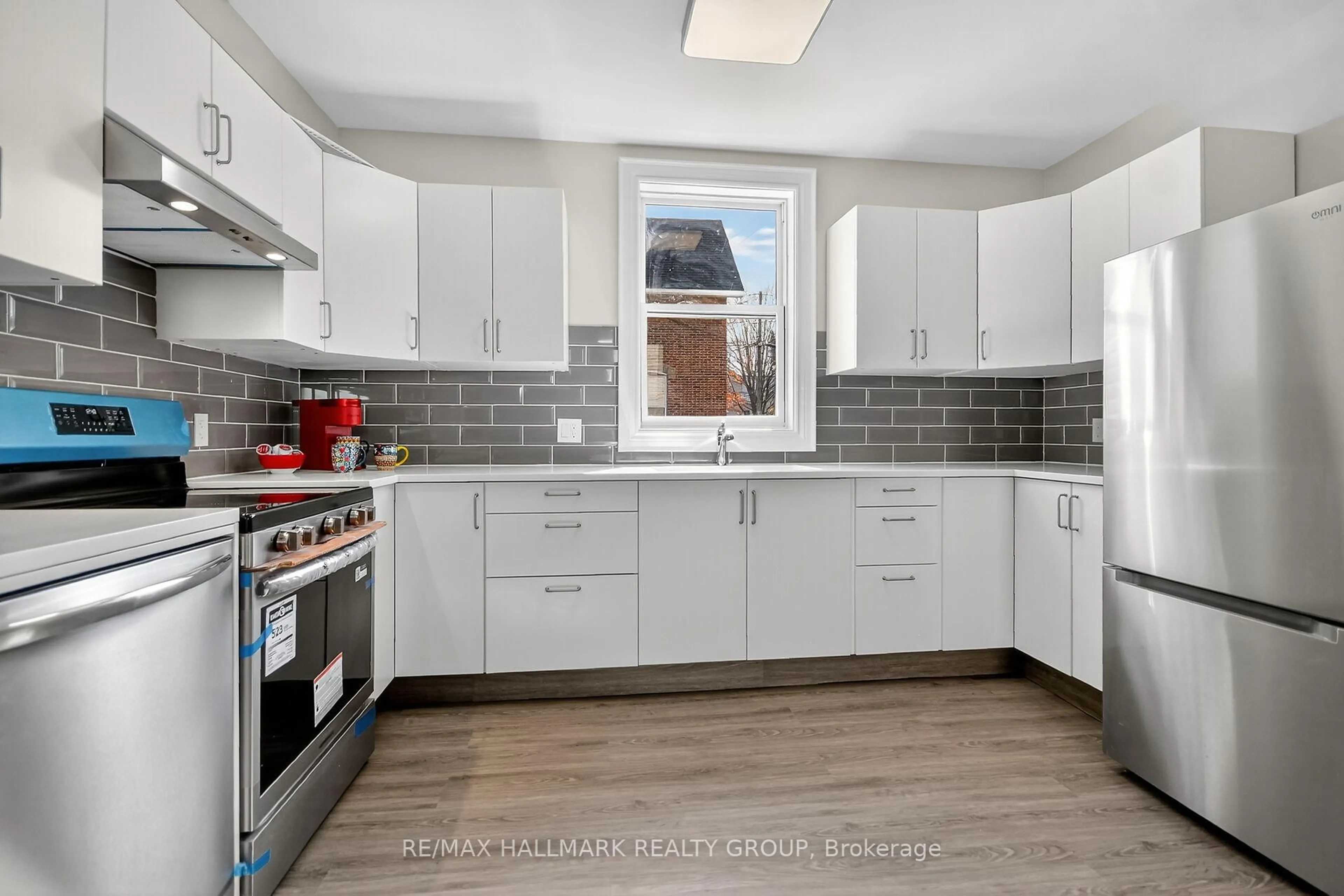 Unknown for 45 Carleton St, Almonte Ontario K0A 1A0