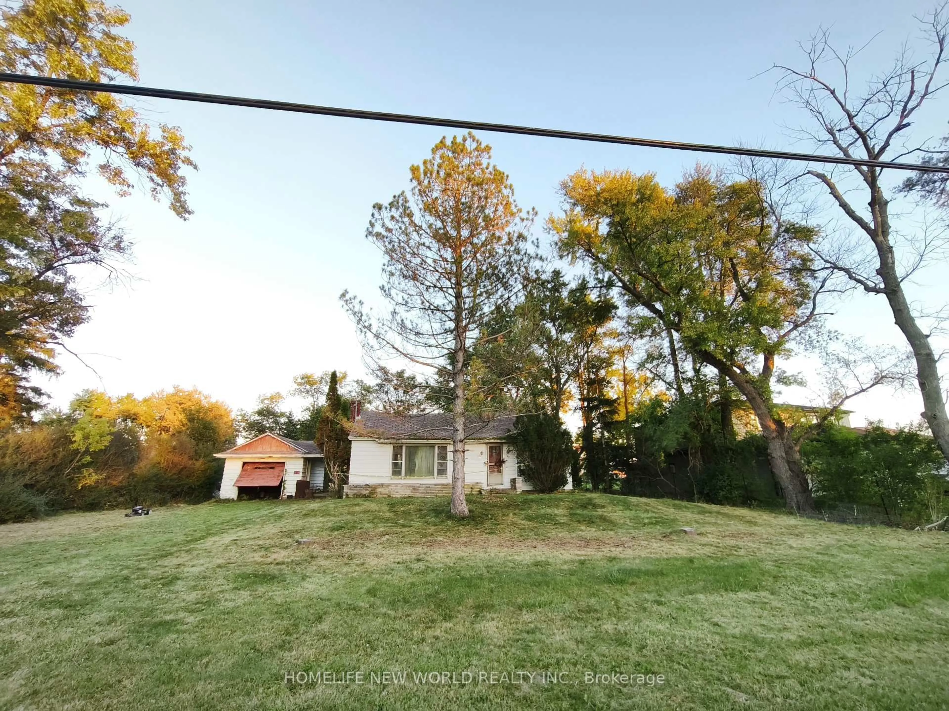 A pic from outside/outdoor area/front of a property/back of a property/a pic from drone, forest/trees view for 790 HWY 6, Haldimand Ontario N3W 1N6