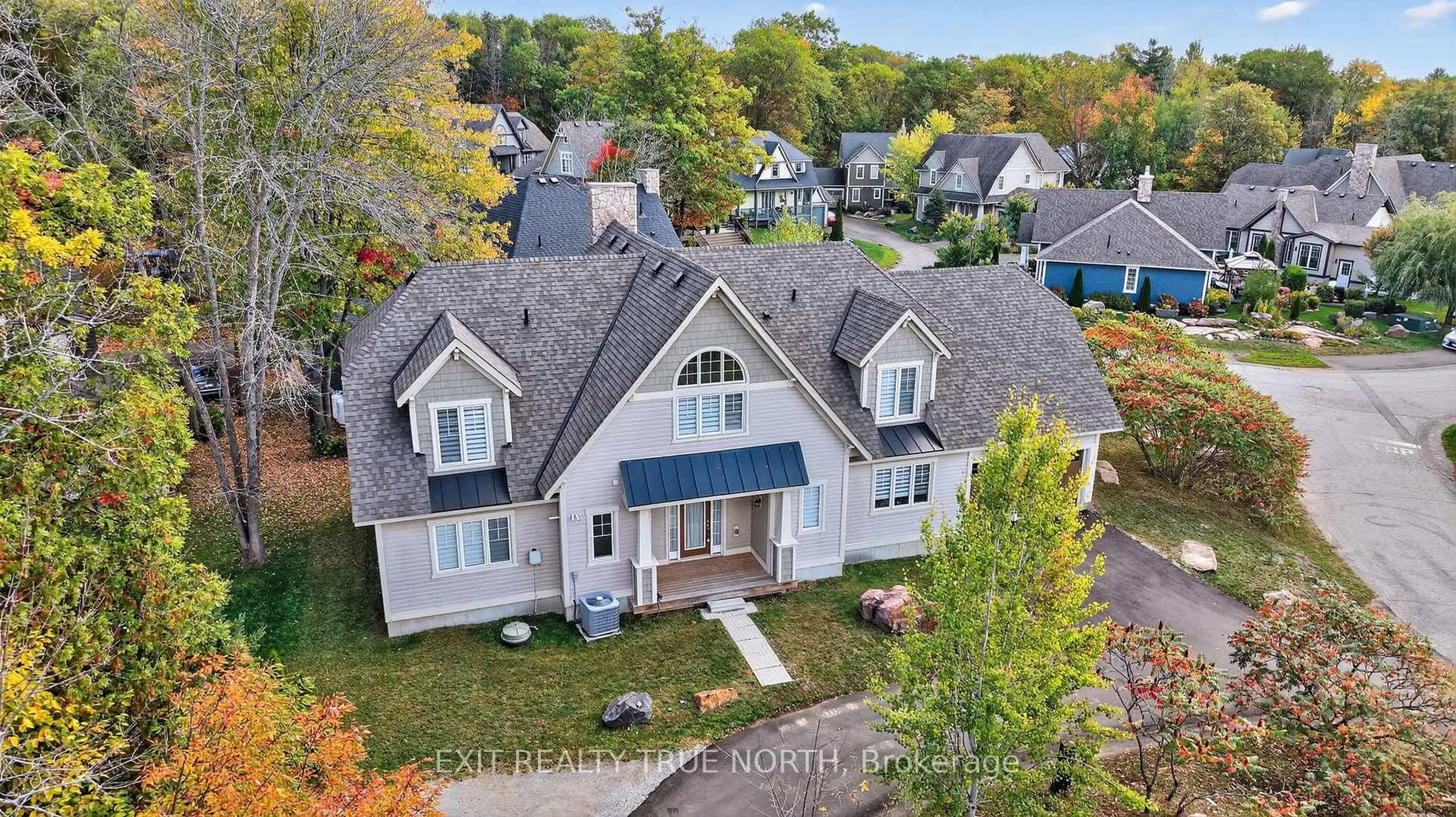 A pic from outside/outdoor area/front of a property/back of a property/a pic from drone, street for 4 Country Tr, Georgian Bay Ontario L0K 1S0