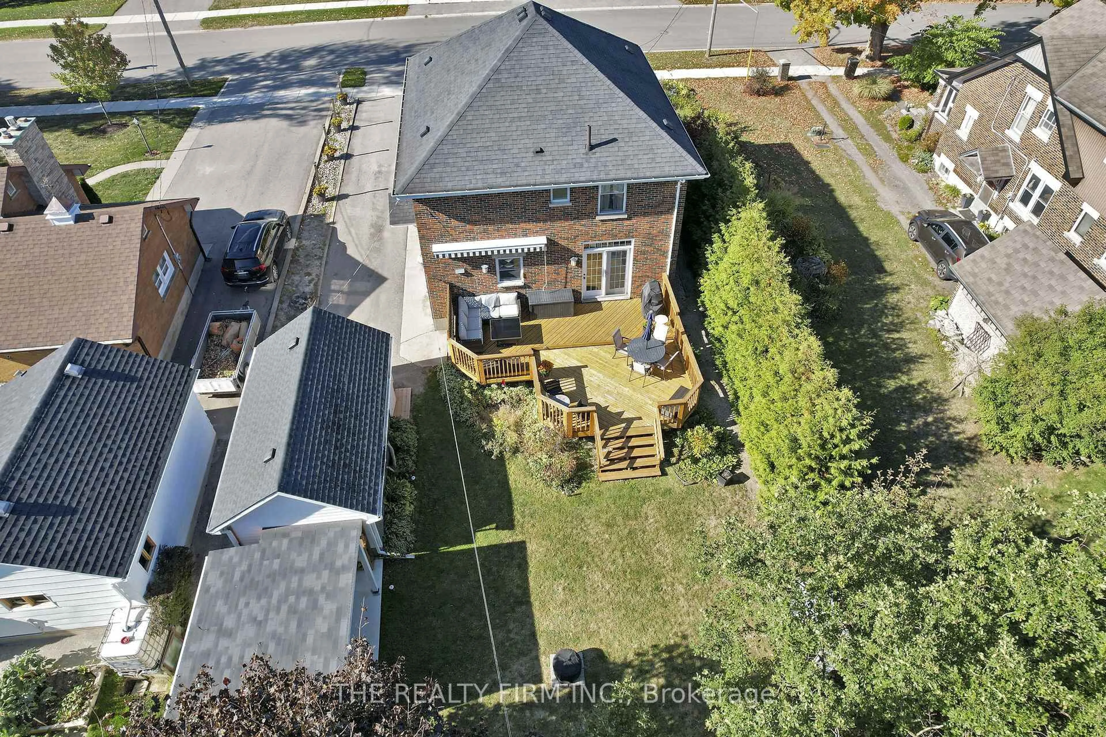 A pic from outside/outdoor area/front of a property/back of a property/a pic from drone, unknown for 120 Mill St, Middlesex Centre Ontario N0M 2A0