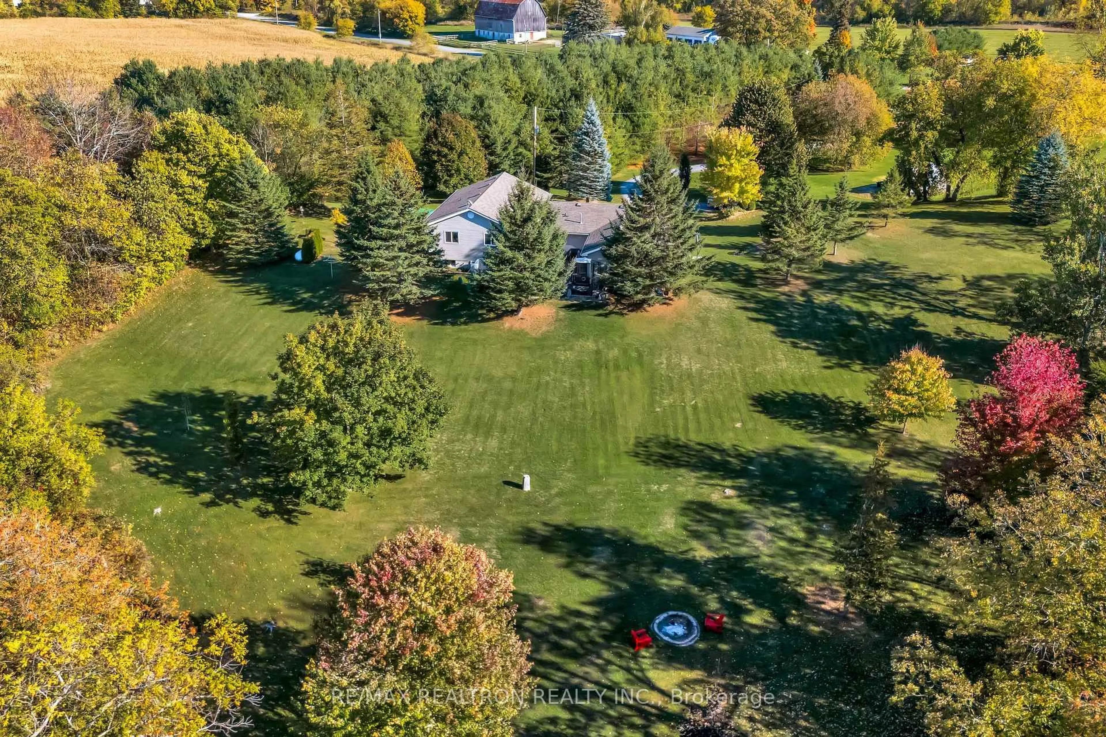 A pic from outside/outdoor area/front of a property/back of a property/a pic from drone, unknown for 1117 Bethel Rd, Belleville Ontario K0K 2Y0