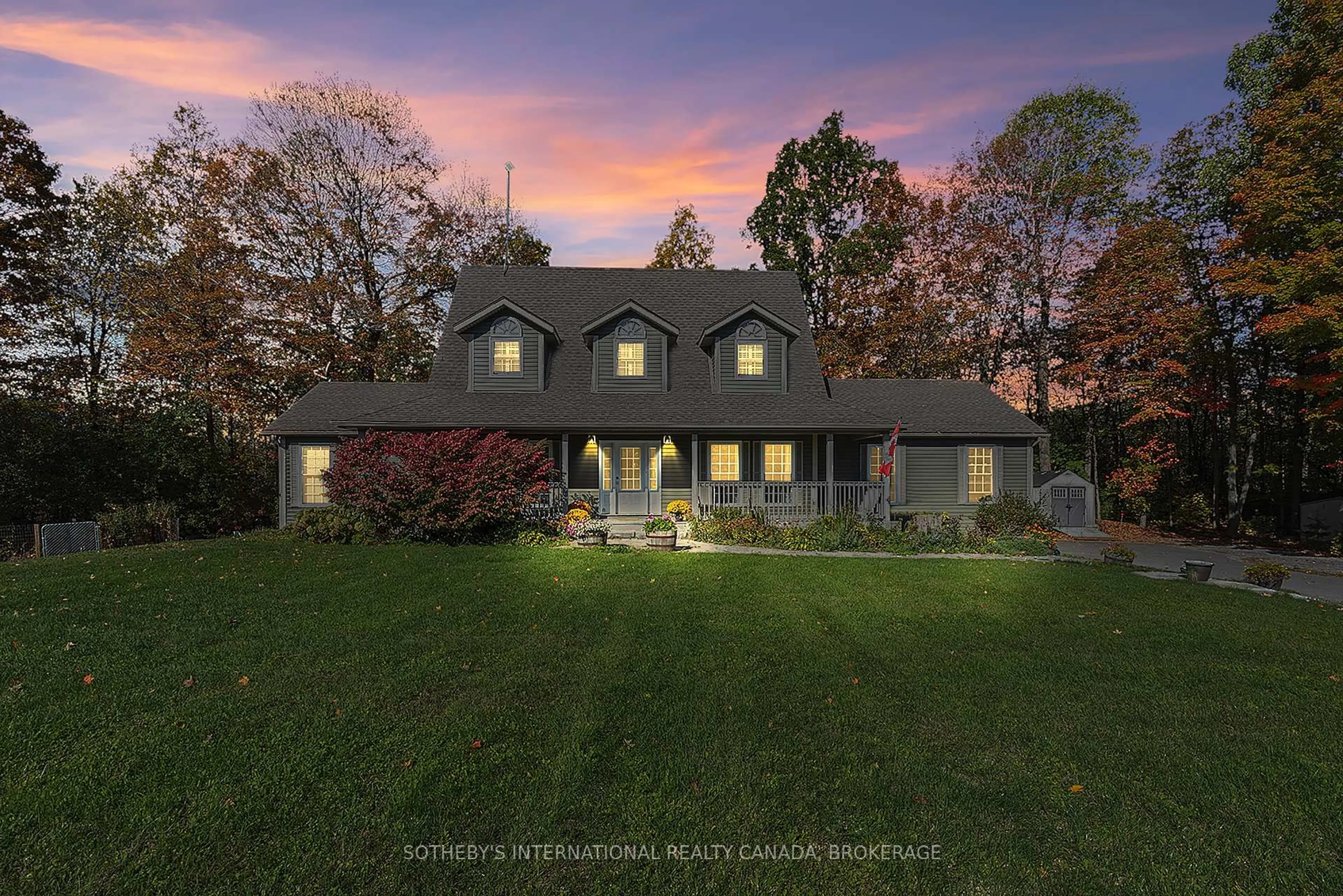 A pic from outside/outdoor area/front of a property/back of a property/a pic from drone, street for 1063 Cliffside Lane, Sydenham Ontario K0H 2T0