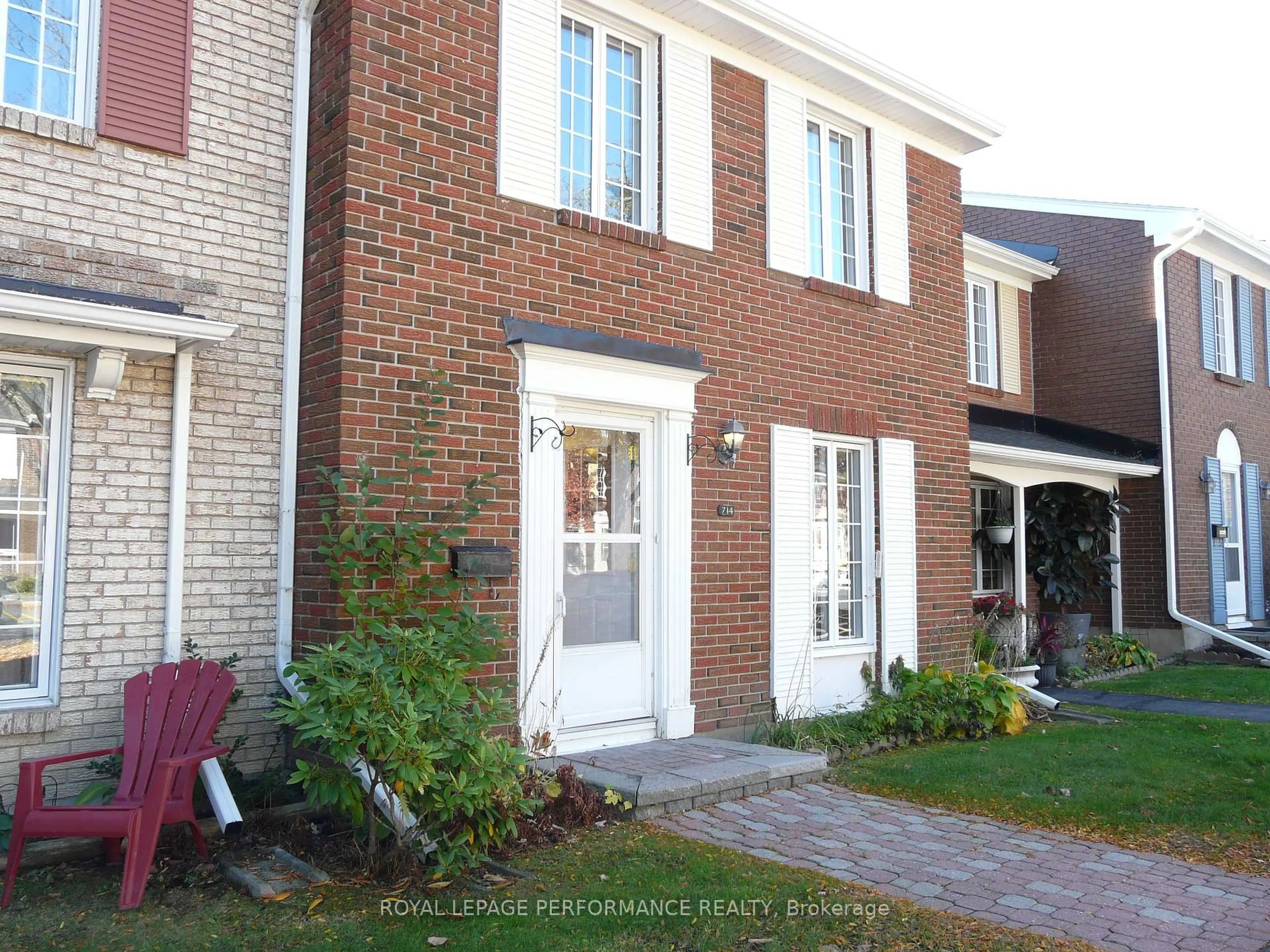 Home with brick exterior material, street for 714 Shefford Crt, Ottawa Ontario K1J 6X3