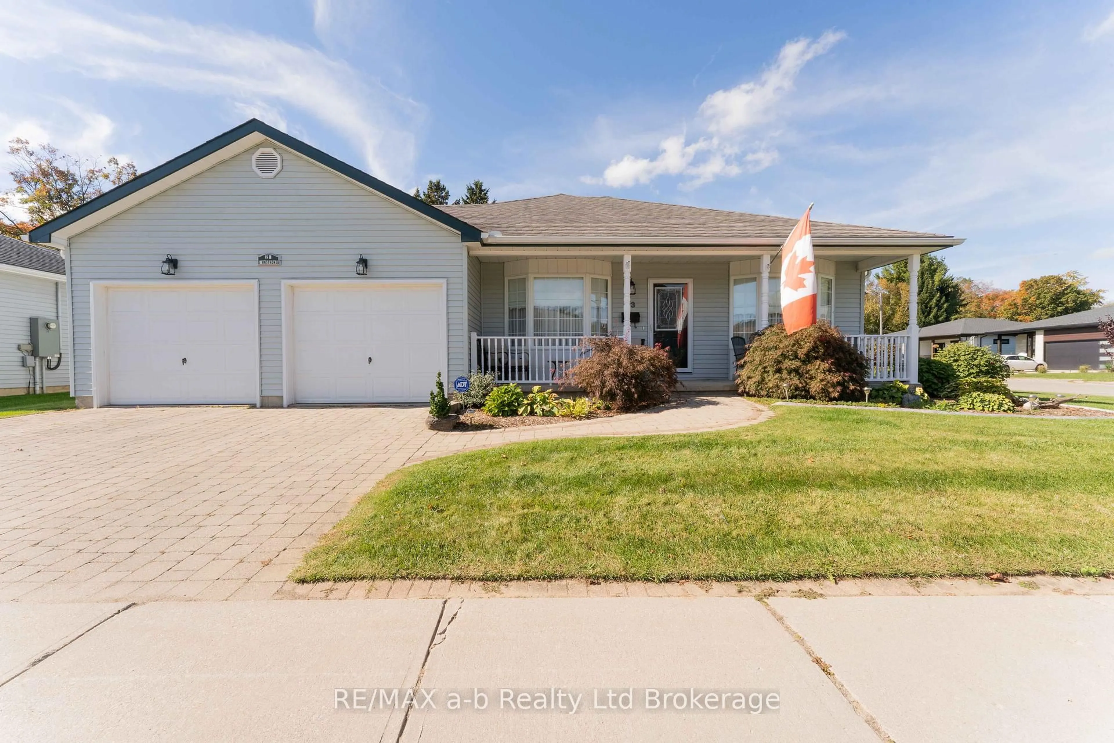 Home with vinyl exterior material, street for 23 Armstrong Dr, Tillsonburg Ontario N4G 5T3