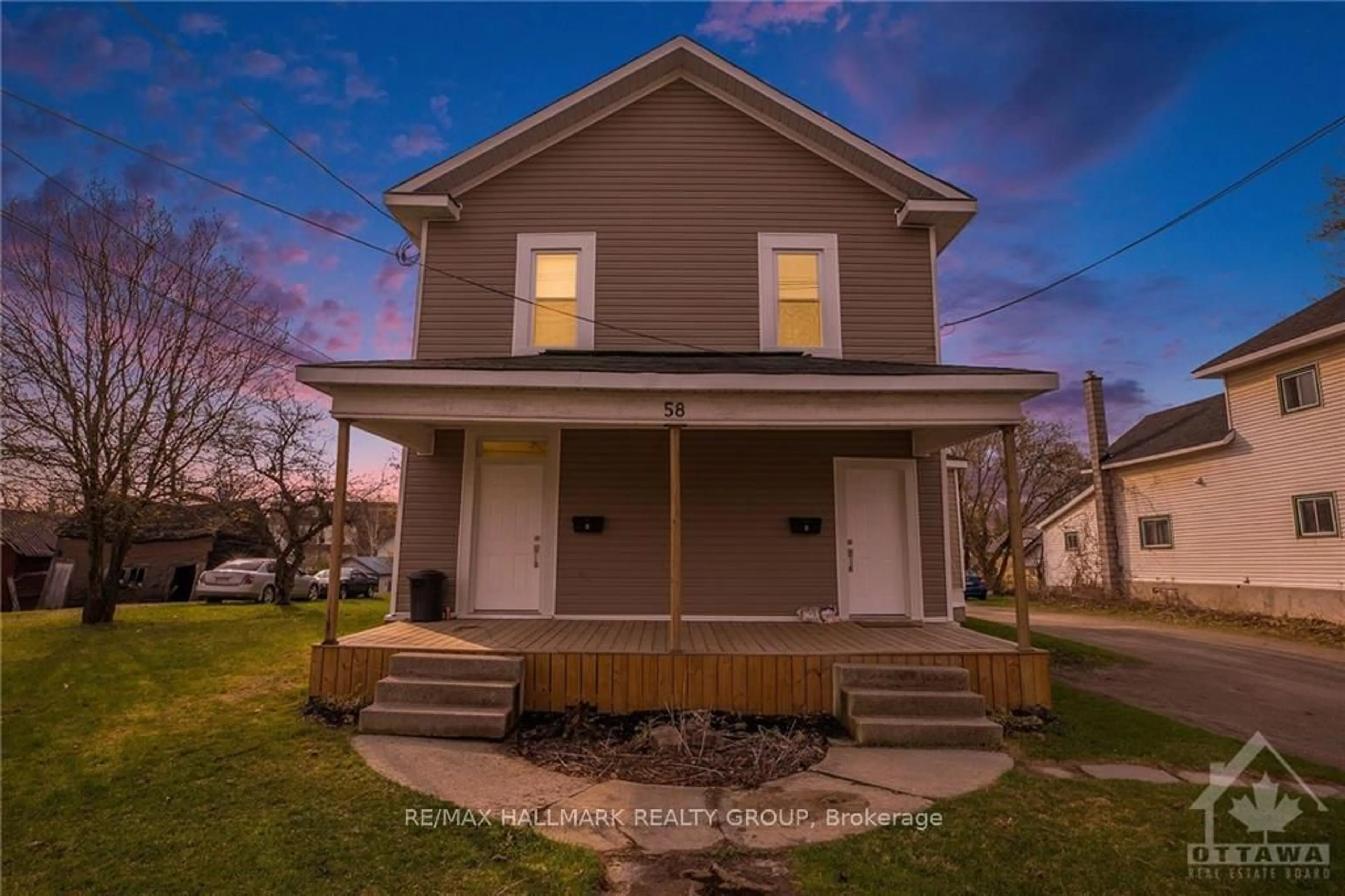 A pic from outside/outdoor area/front of a property/back of a property/a pic from drone, building for 58 Harvey St, Perth Ontario K7H 1W9