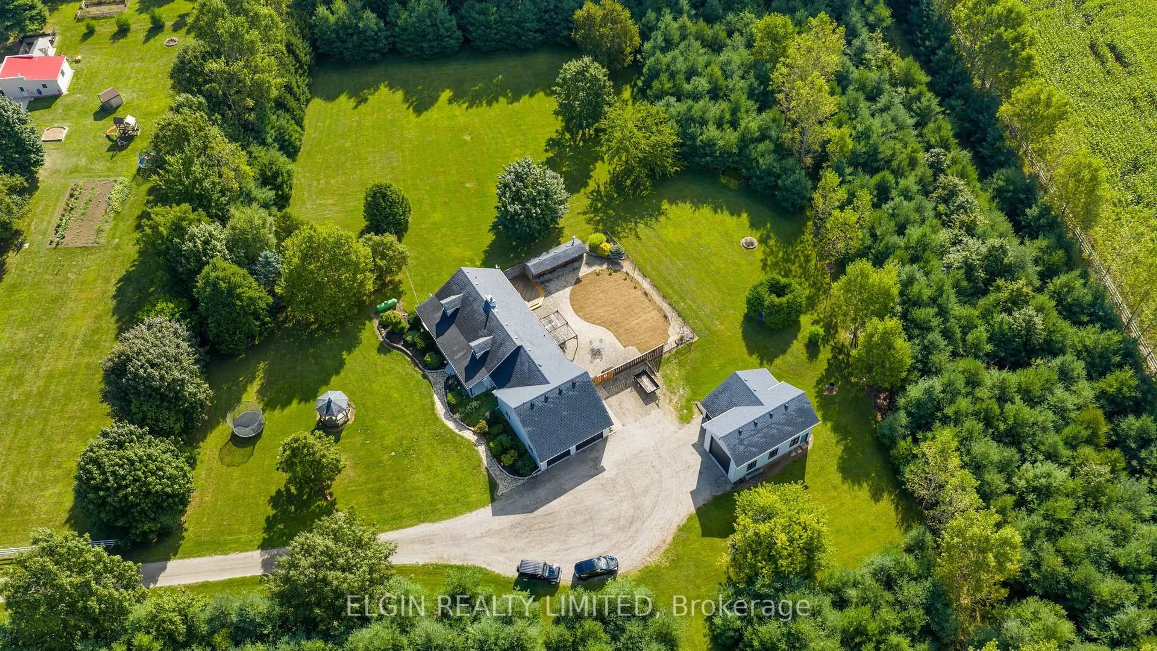 A pic from outside/outdoor area/front of a property/back of a property/a pic from drone, building for 43053 John Wise Line, Central Elgin Ontario N5P 3S9