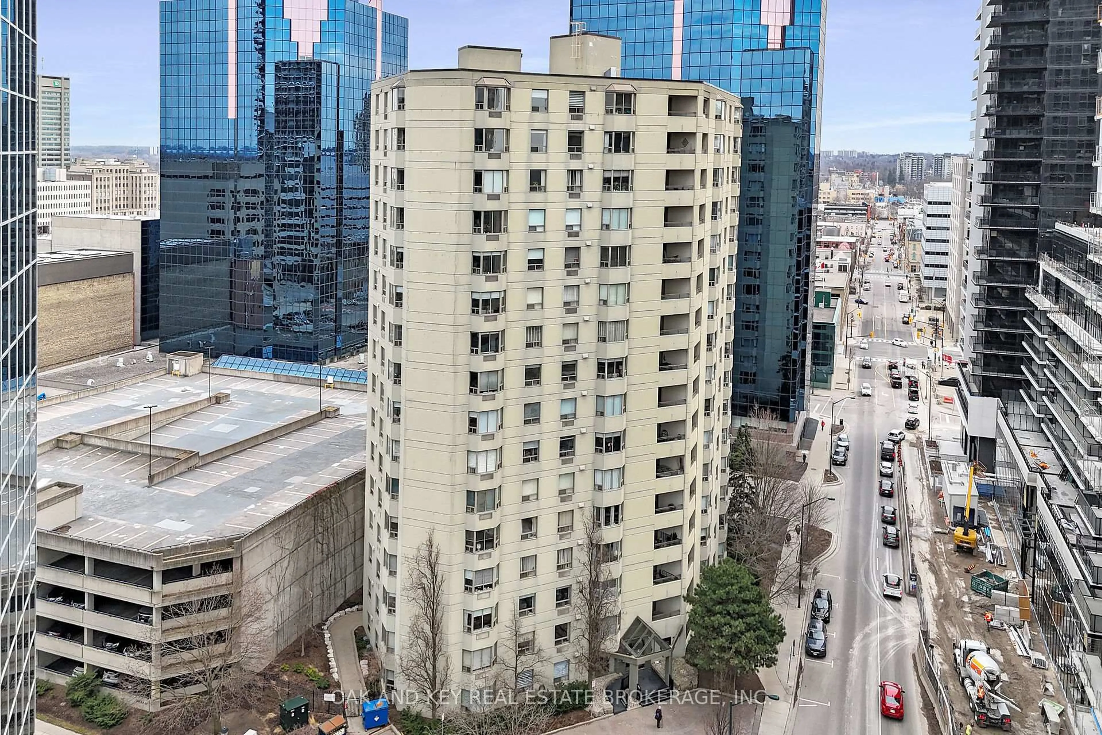 A pic from outside/outdoor area/front of a property/back of a property/a pic from drone, city buildings view from balcony for 500 Talbot St #1404, London East Ontario N6A 2S3
