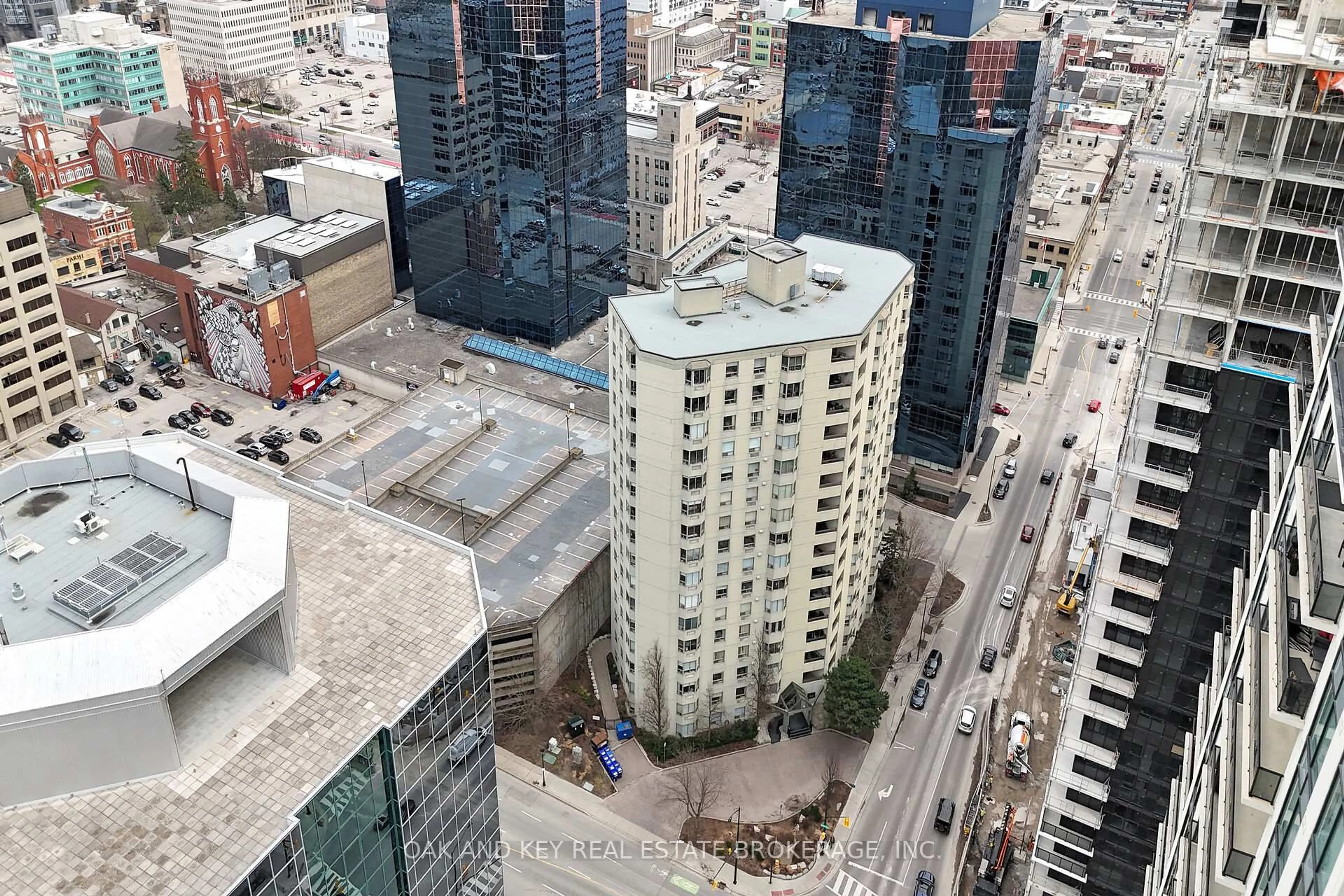 A pic from outside/outdoor area/front of a property/back of a property/a pic from drone, city buildings view from balcony for 500 Talbot St #1404, London East Ontario N6A 2S3