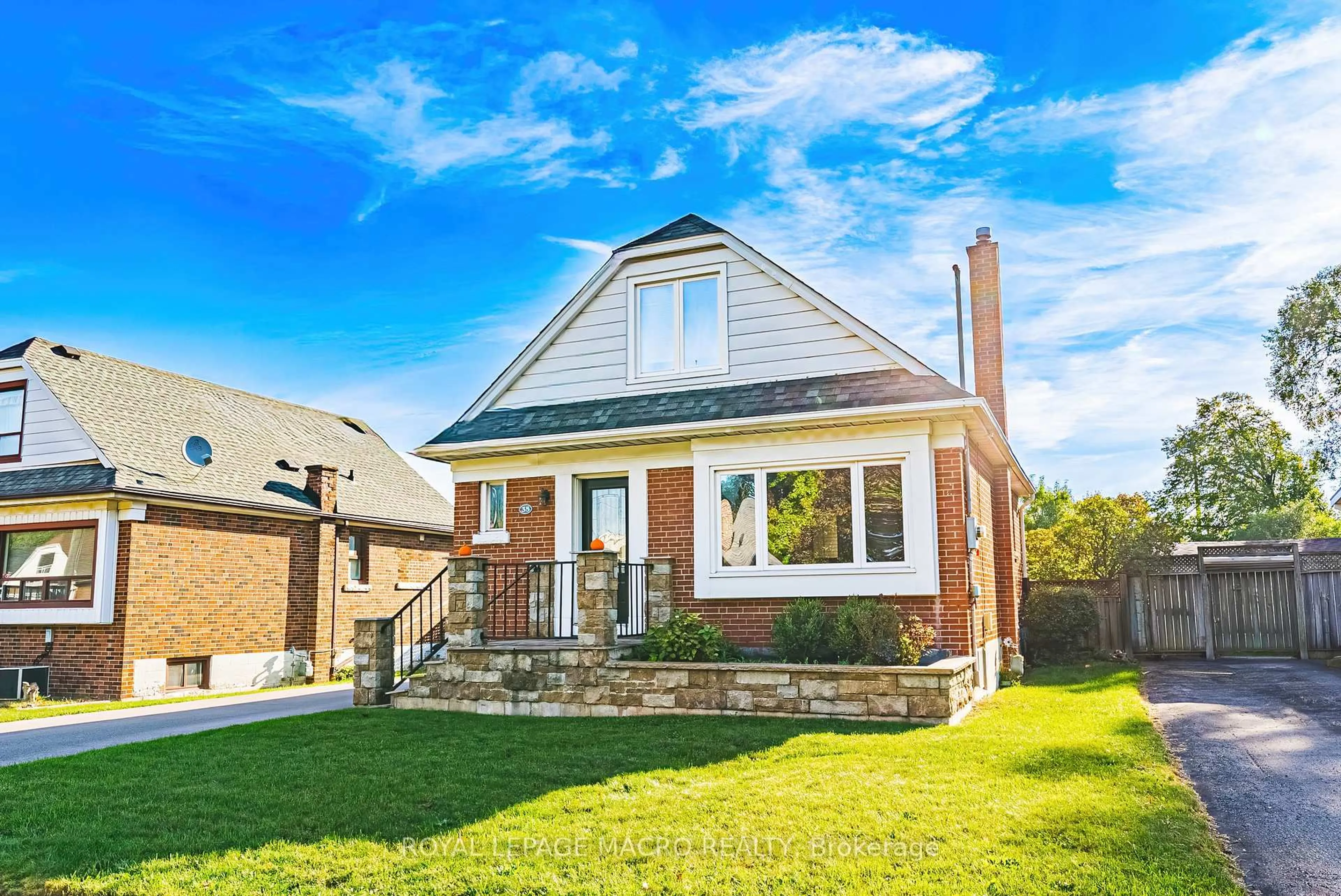 Home with brick exterior material, street for 35 Ipswich Rd, Hamilton Ontario L8K 3E8