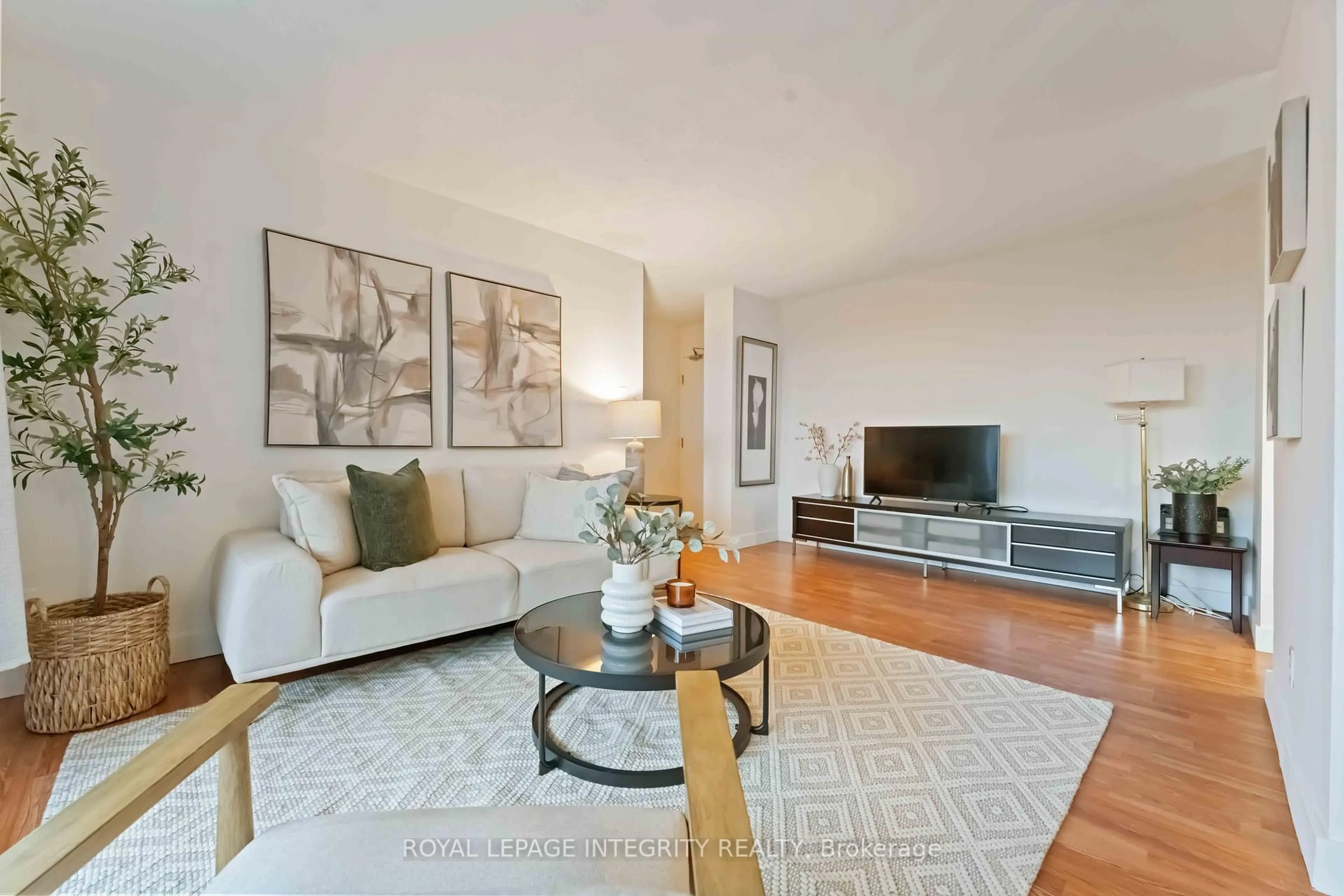 Living room with furniture, unknown for 2000 Jasmine Cres #408, Ottawa Ontario K1J 8K4