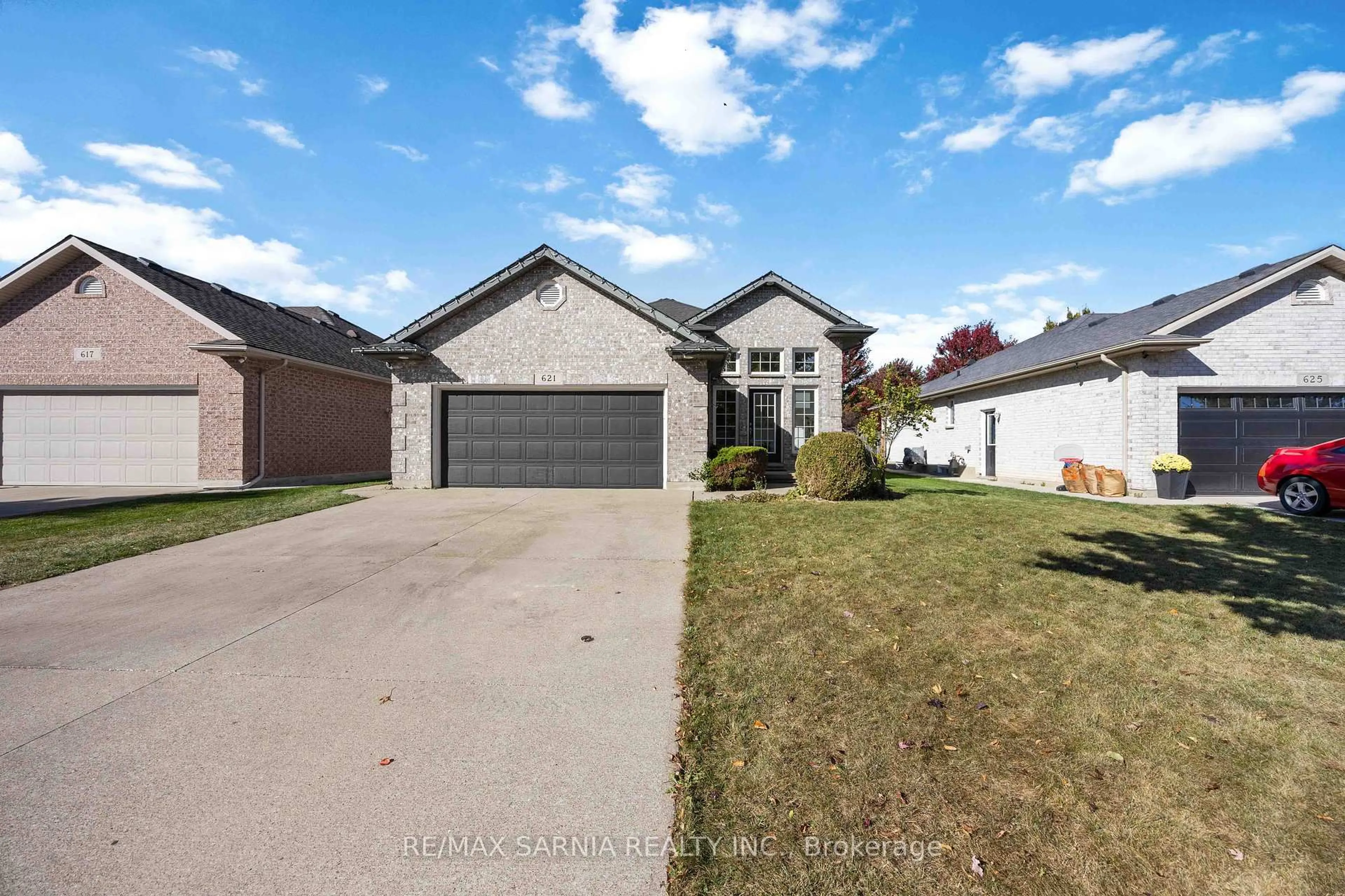 Unknown for 621 Graycliff Dr, Sarnia Ontario N7S 6M3