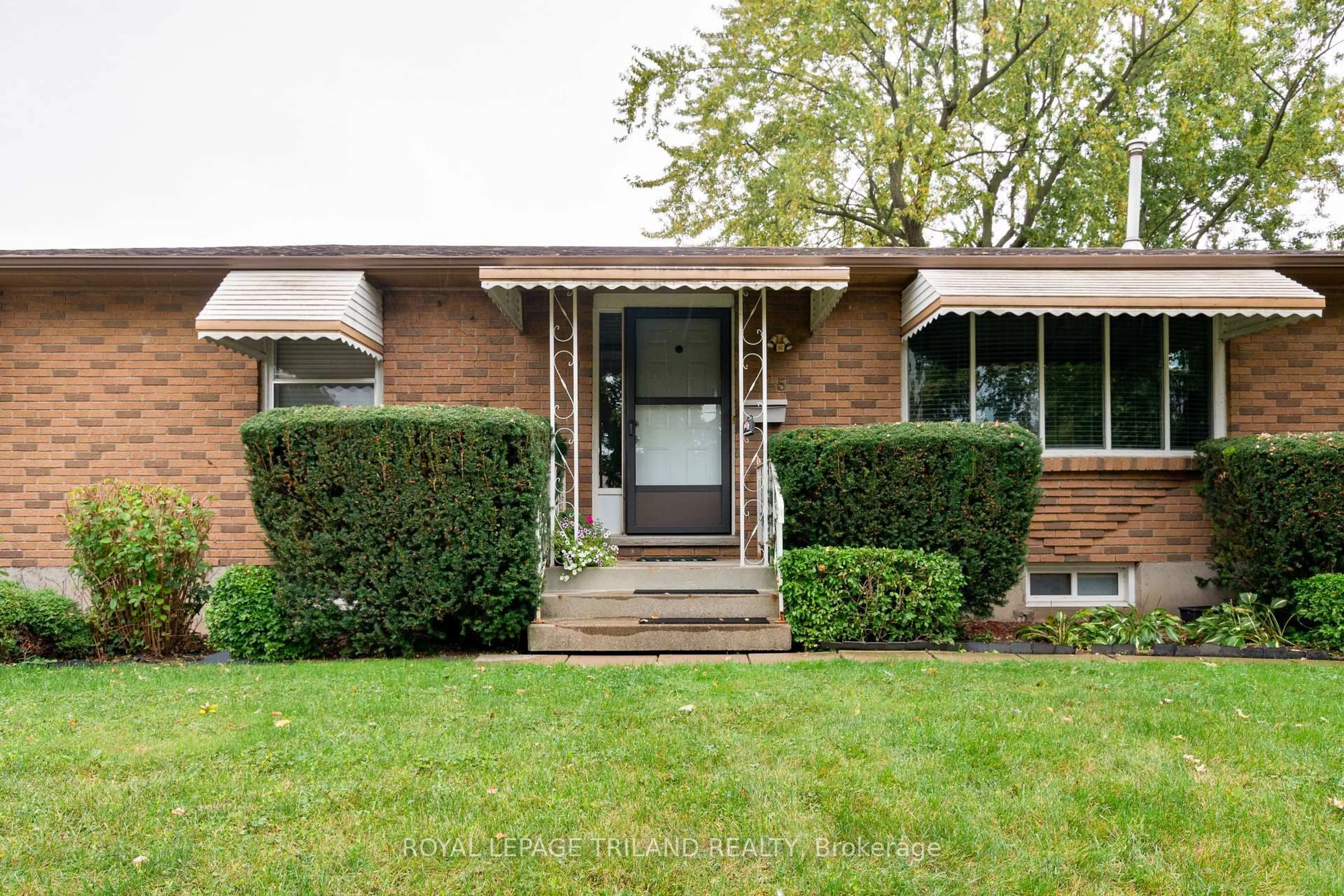 Home with brick exterior material, street for 725 St Stephens Dr, London South Ontario N6E 1V6