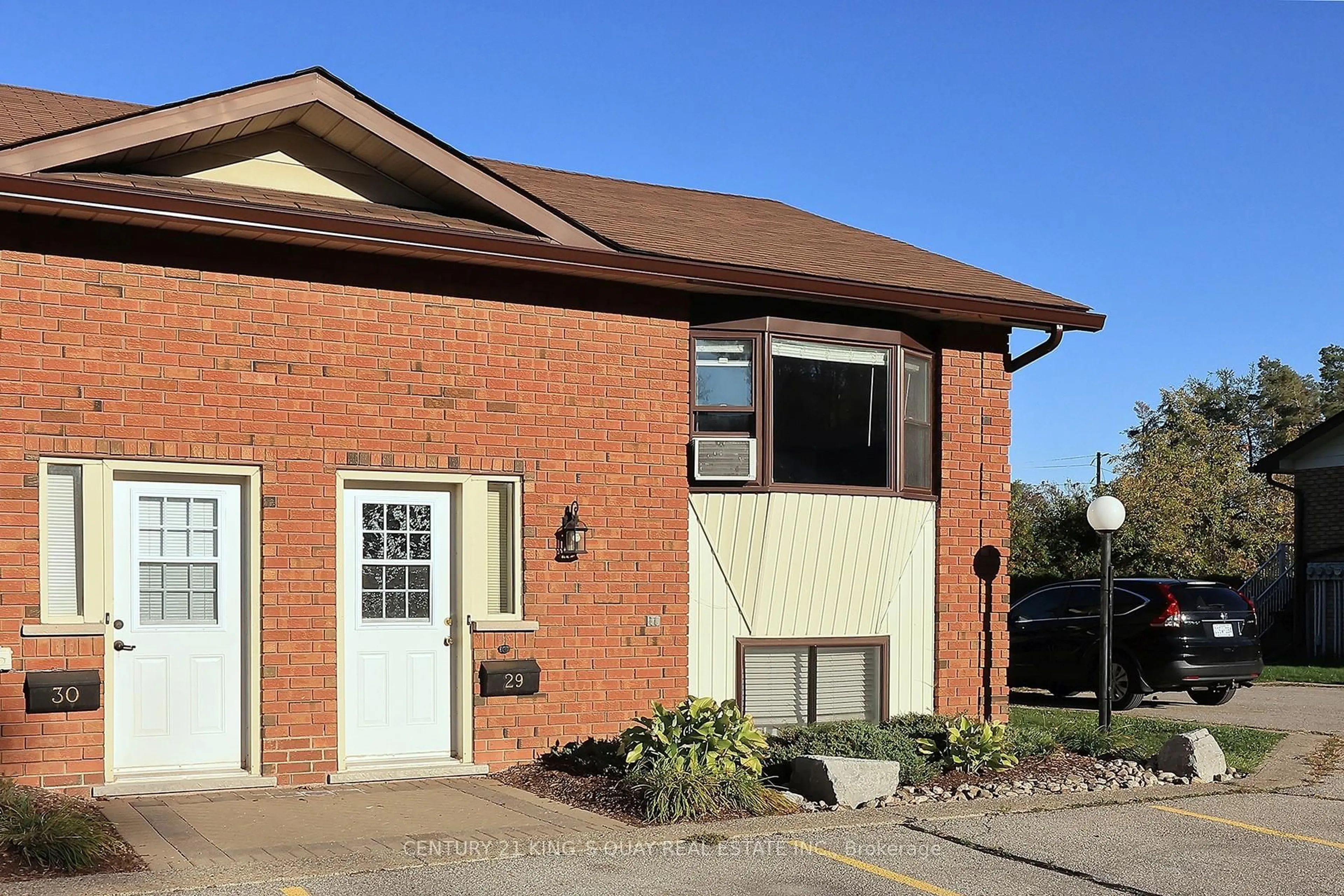 Home with brick exterior material, building for 115 Mary St #29, Kawartha Lakes Ontario K9V 2N7