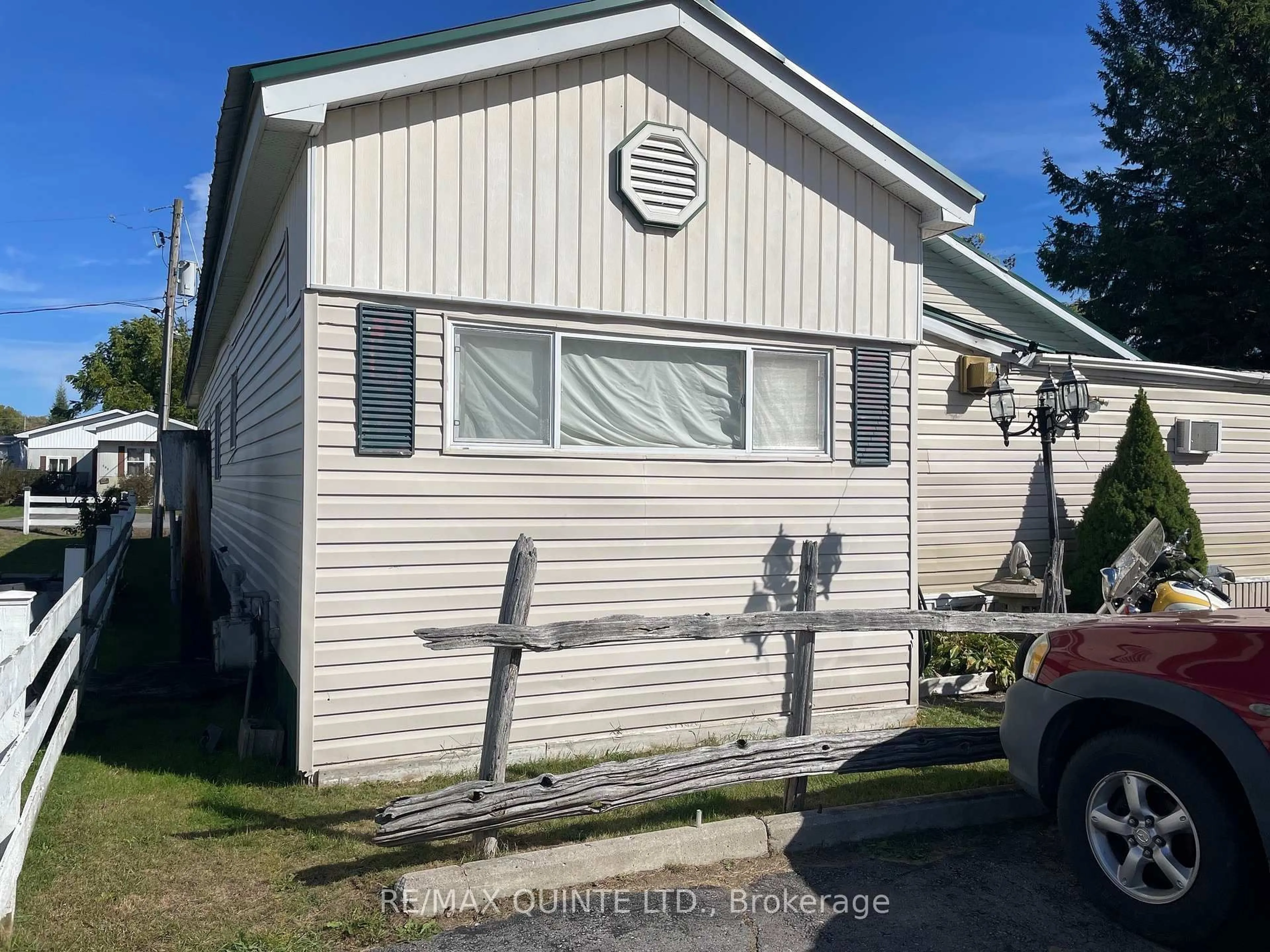 Shed for 63 Whites Rd #151, Quinte West Ontario K8P 5P5