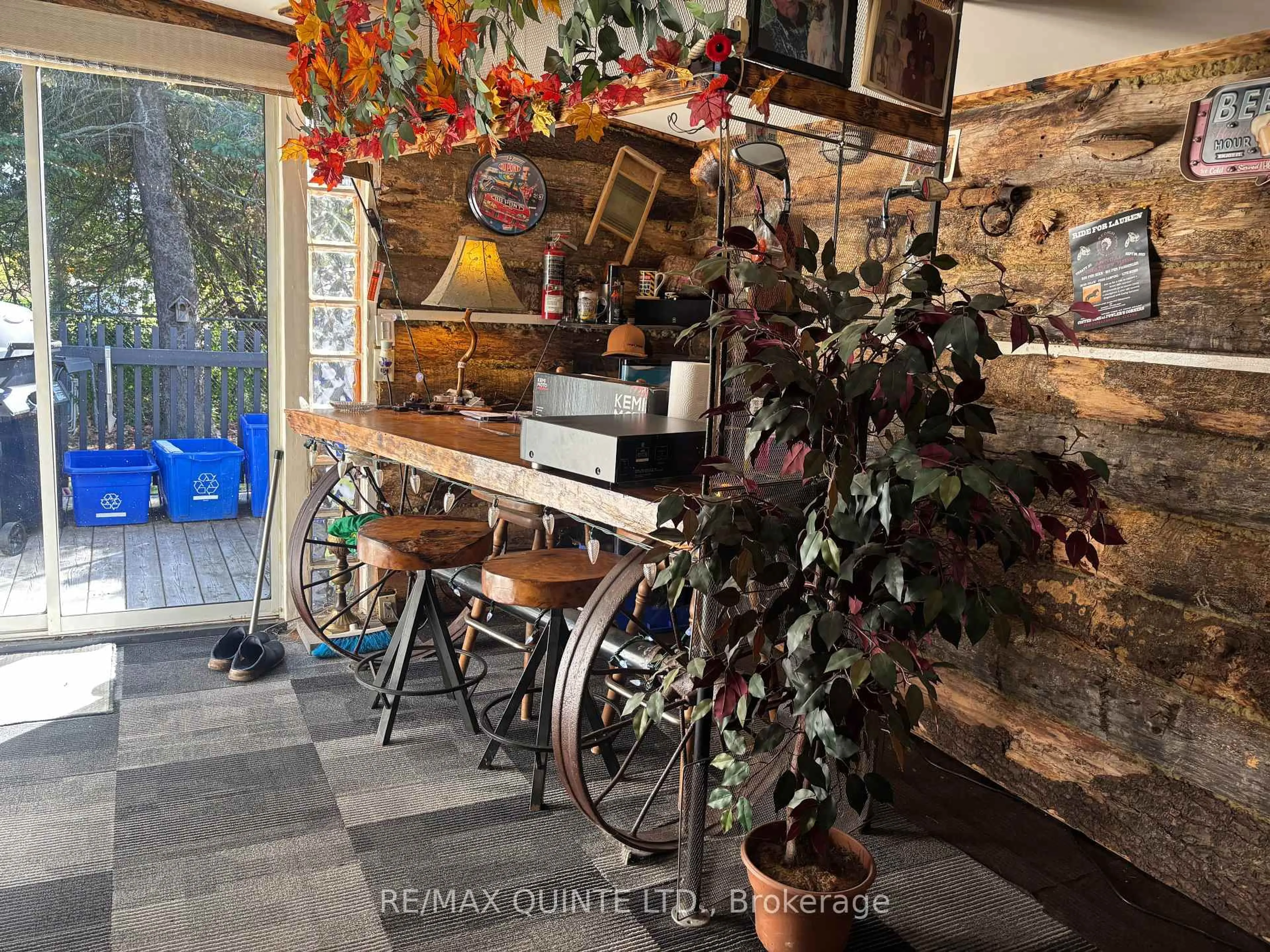 Rustic kitchen, unknown for 63 Whites Rd #151, Quinte West Ontario K8P 5P5
