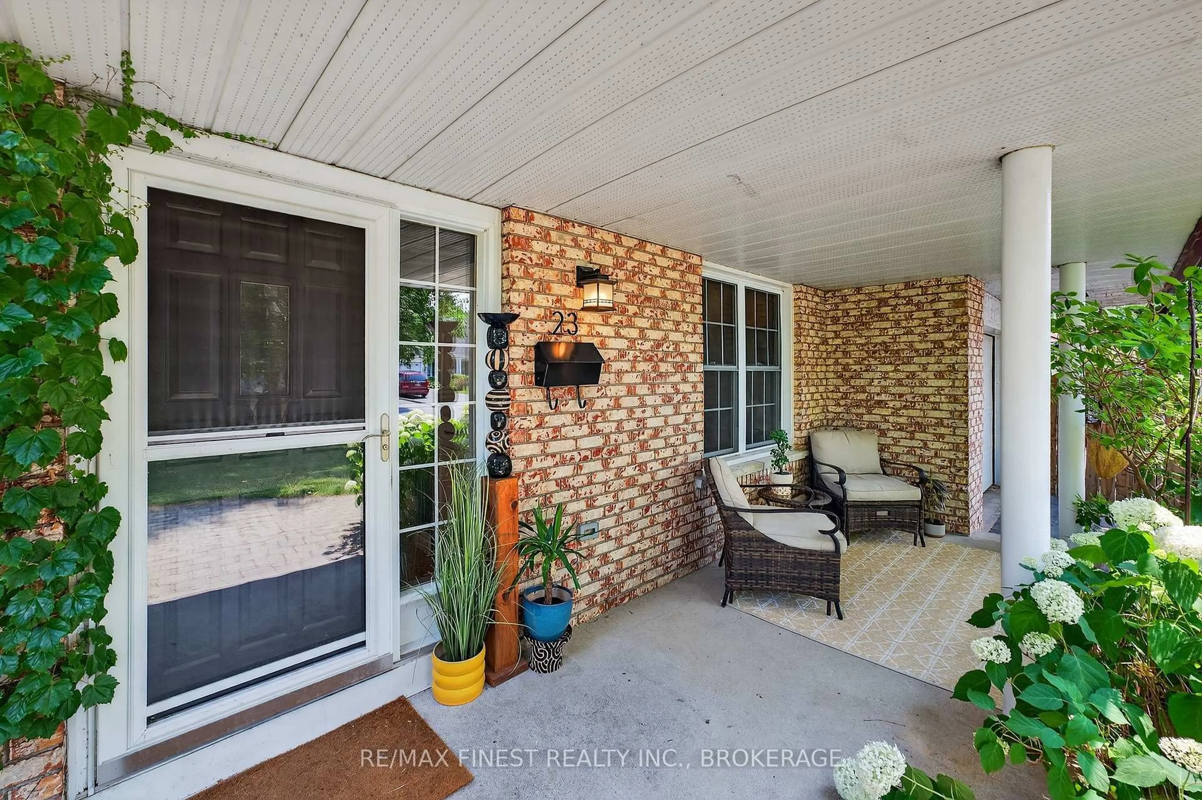 Unknown for 23 Diamond Cres, Belleville Ontario K8N 5G5