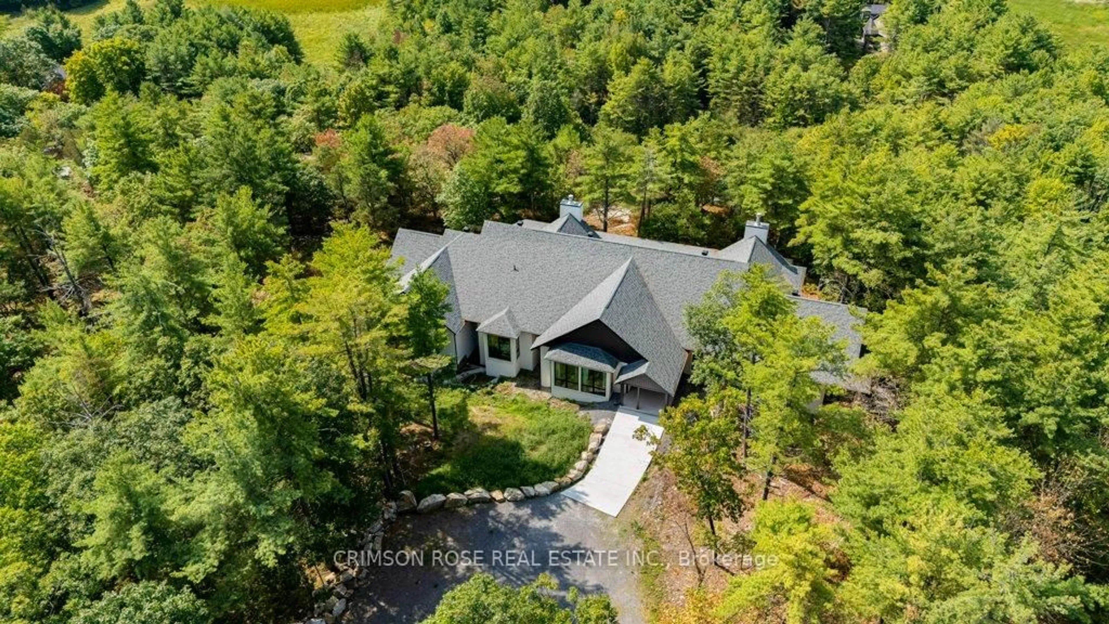 A pic from outside/outdoor area/front of a property/back of a property/a pic from drone, unknown for 247 Tumbledown Rd, Front of Leeds & Seeleys Bay Ontario K0E 1L0