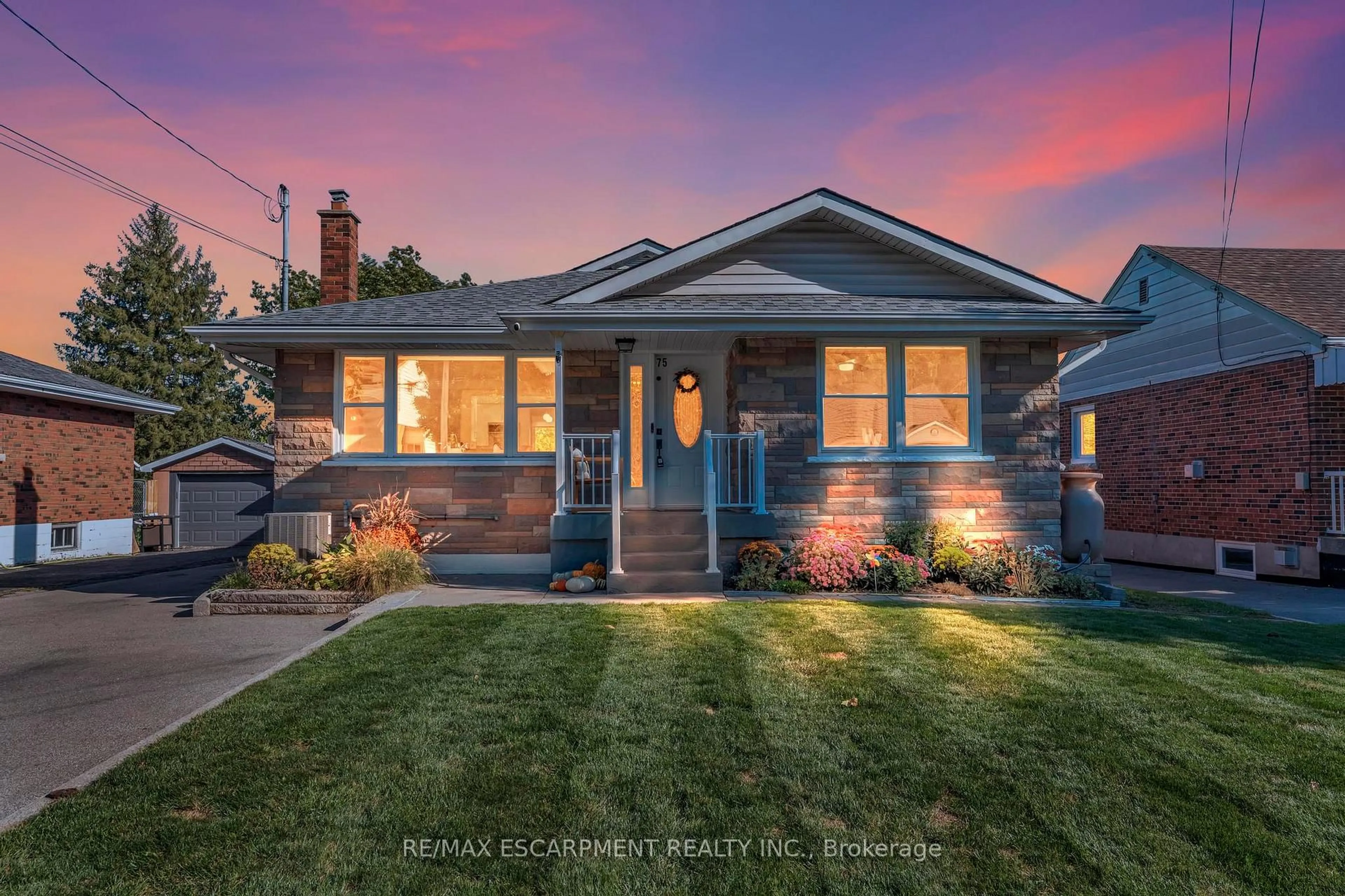 Home with brick exterior material, street for 75 Cloverdale Ave, Hamilton Ontario L8K 4M2