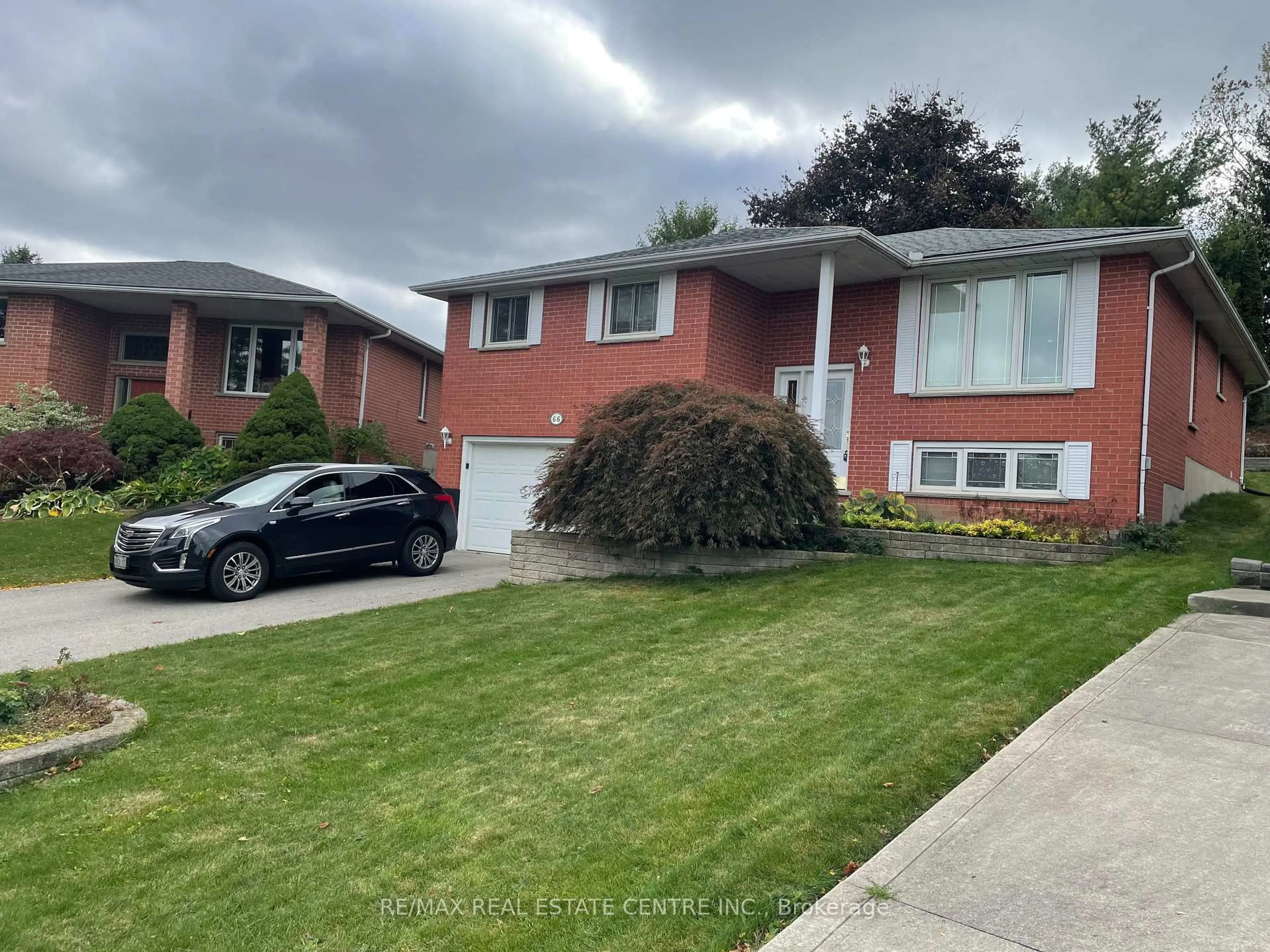 Home with brick exterior material, street for 66 HODGINS Cres, Woodstock Ontario N4V 1A8