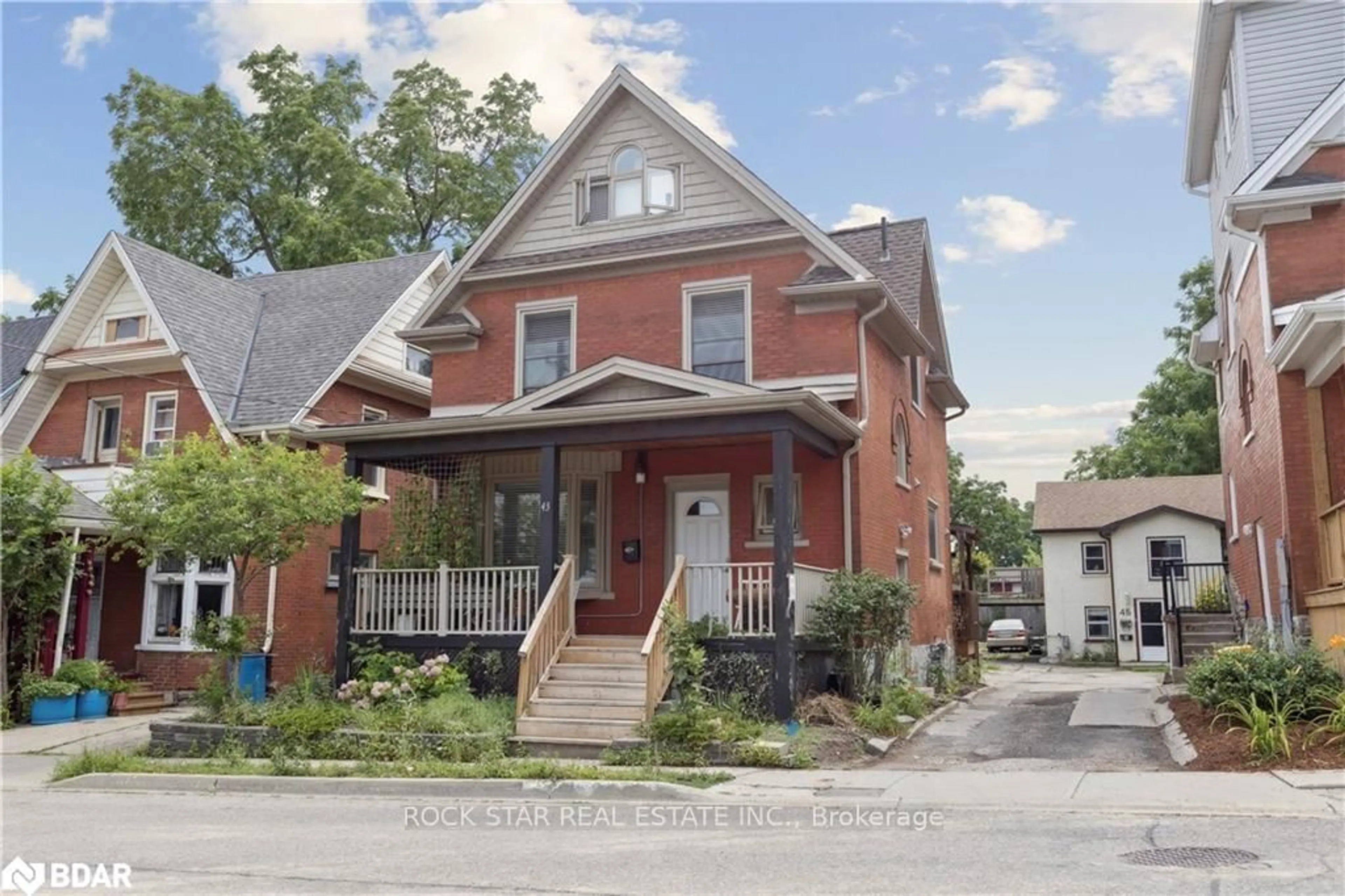 Home with brick exterior material, street for 43 Eby St, Kitchener Ontario N2G 3K9