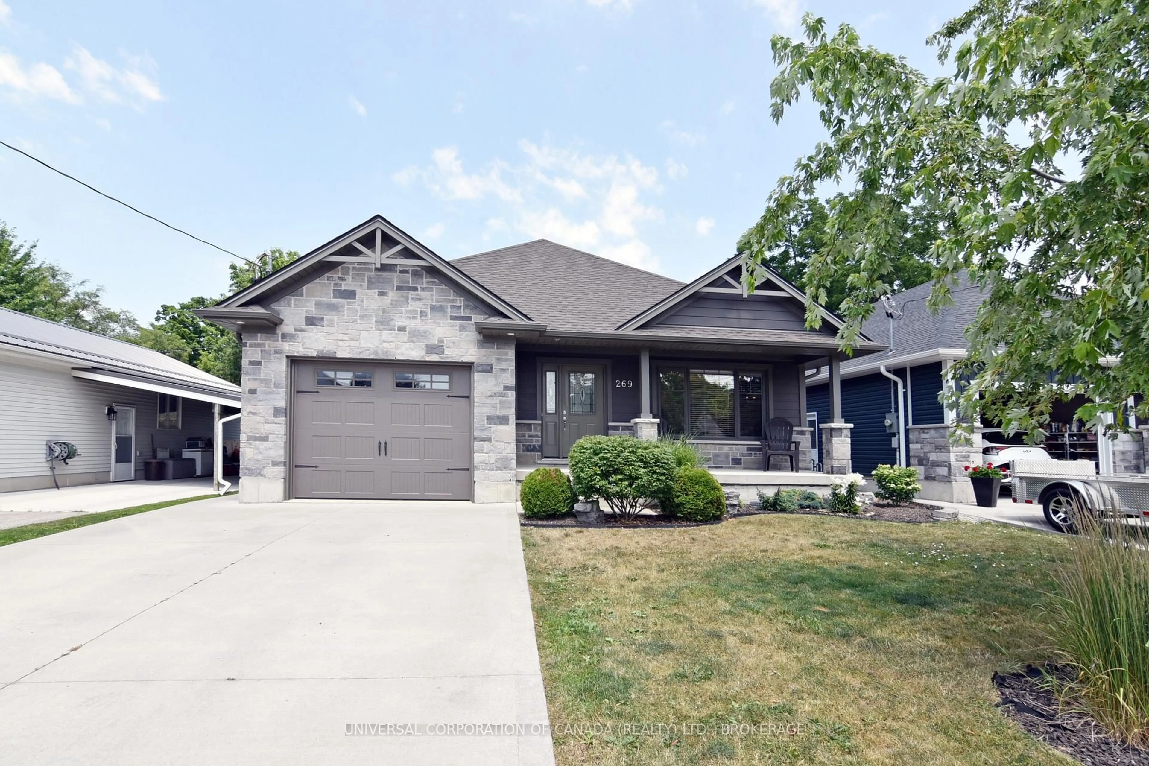 Home with brick exterior material, street for 269 Sydenham St, Aylmer Ontario N5H 1M3
