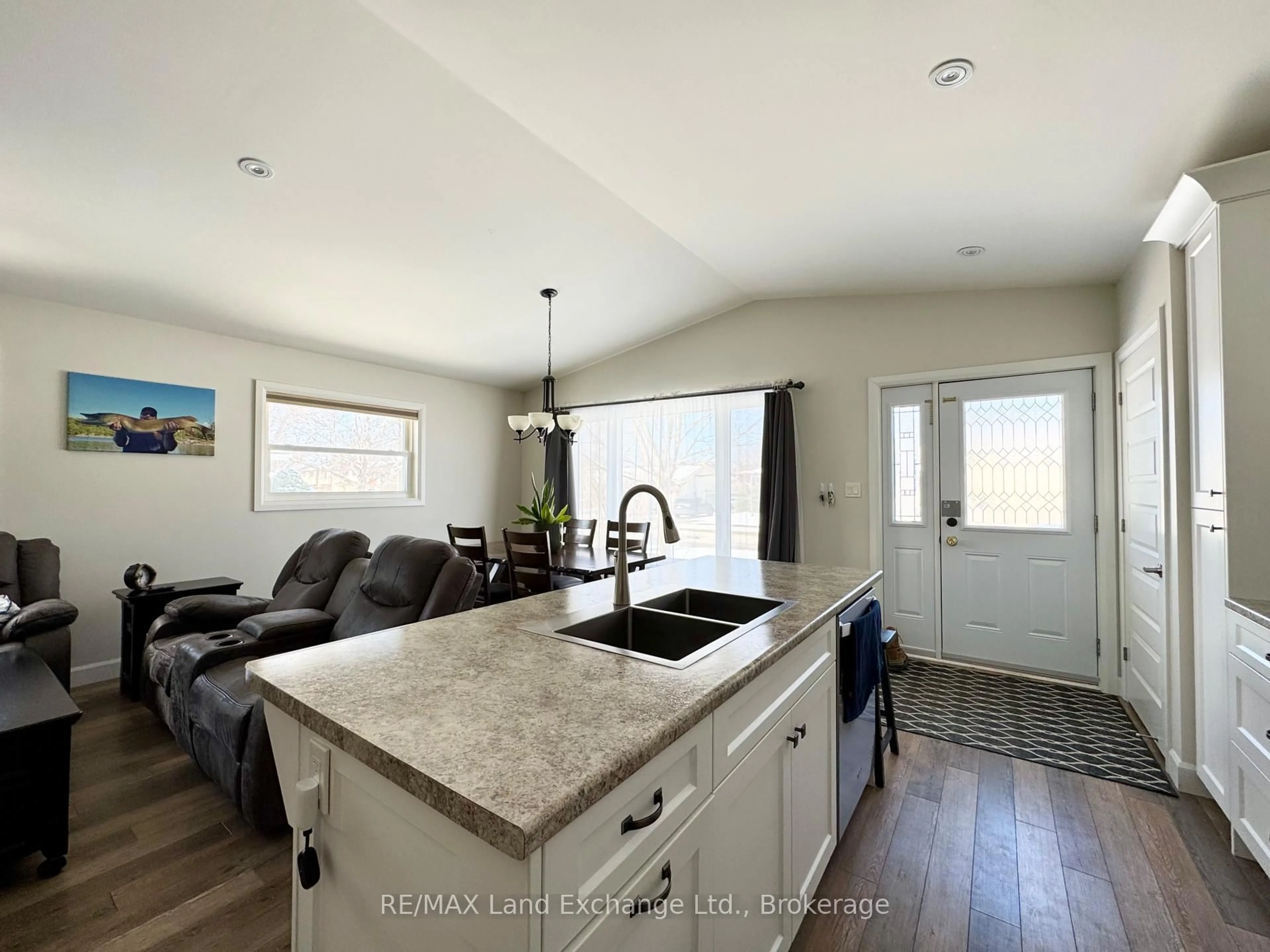 Open concept kitchen, unknown for 329 Bricker St, Saugeen Shores Ontario N0H 2C1