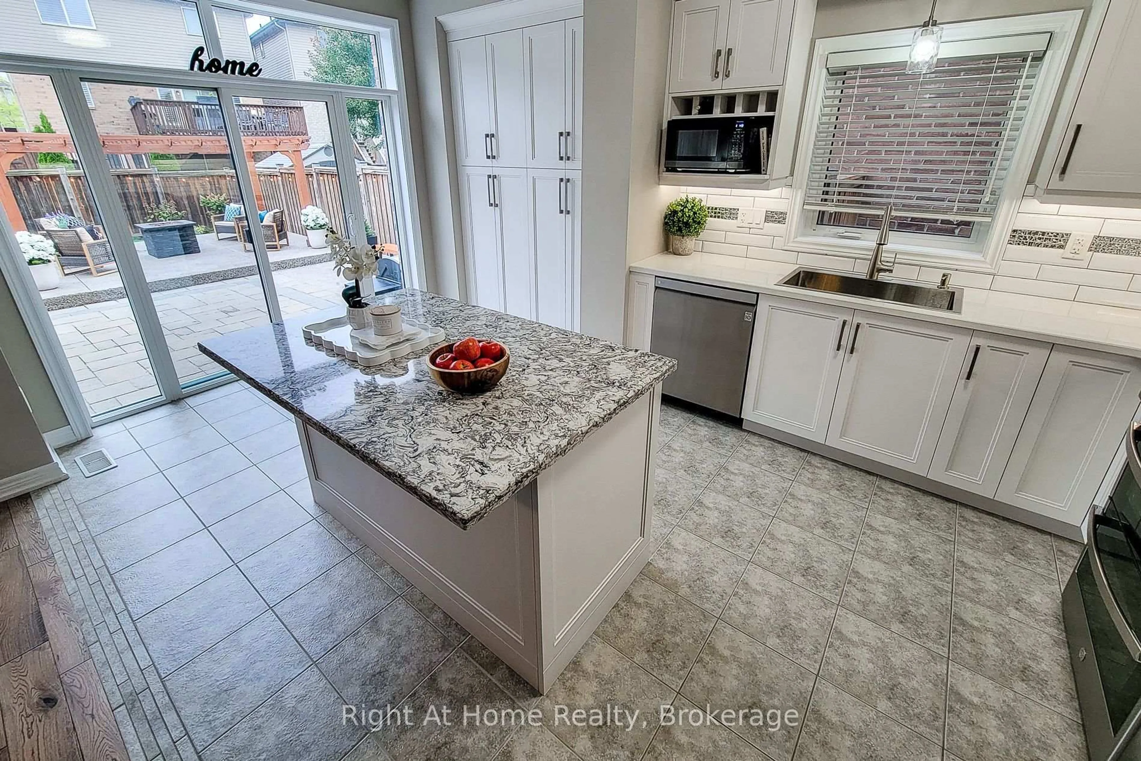 Contemporary kitchen, ceramic/tile floor for 123 Vinton Rd, Hamilton Ontario L9K 0G6