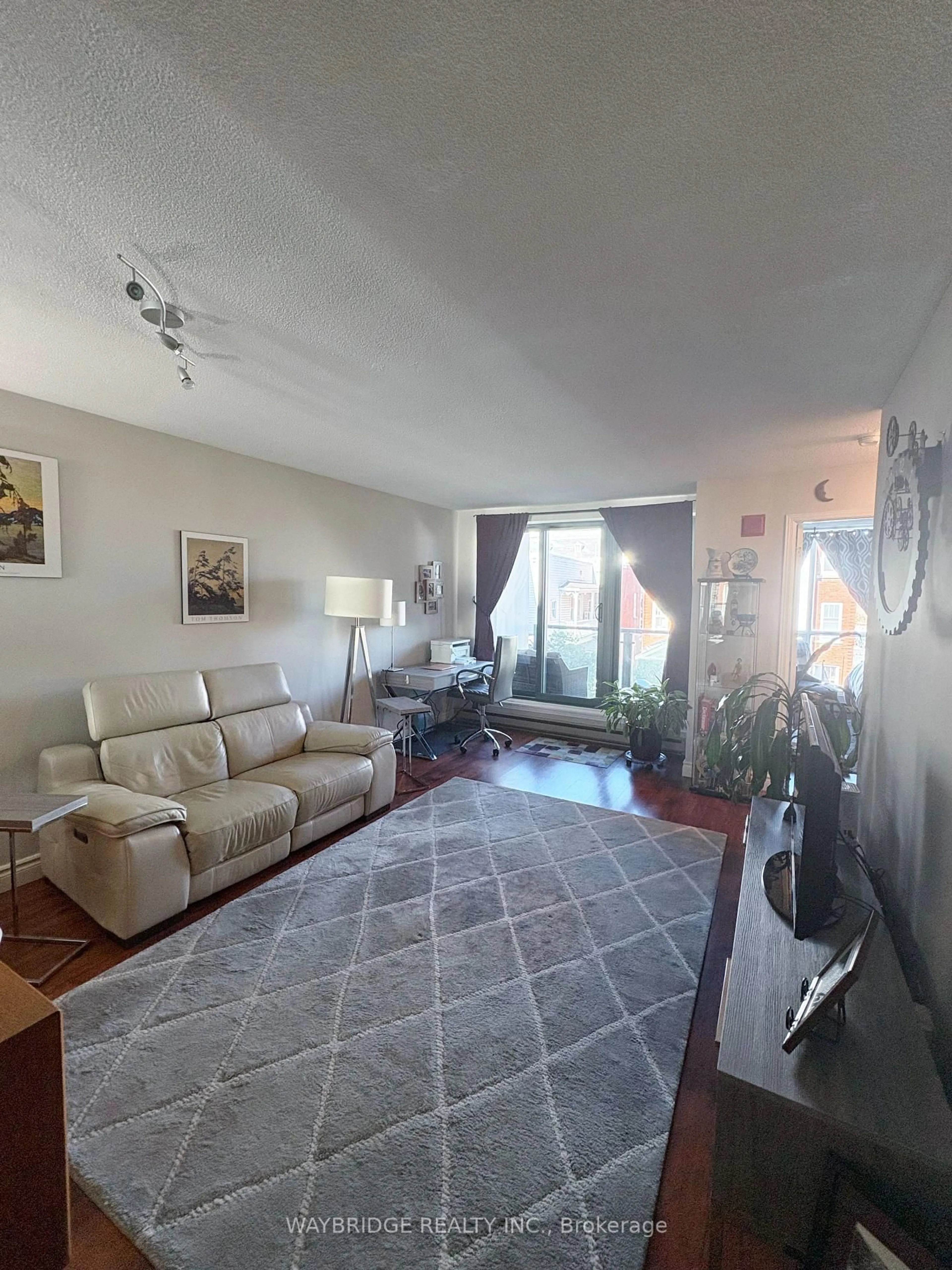 A pic of a room for 35 MURRAY St #216, Ottawa Ontario K1N 9M5
