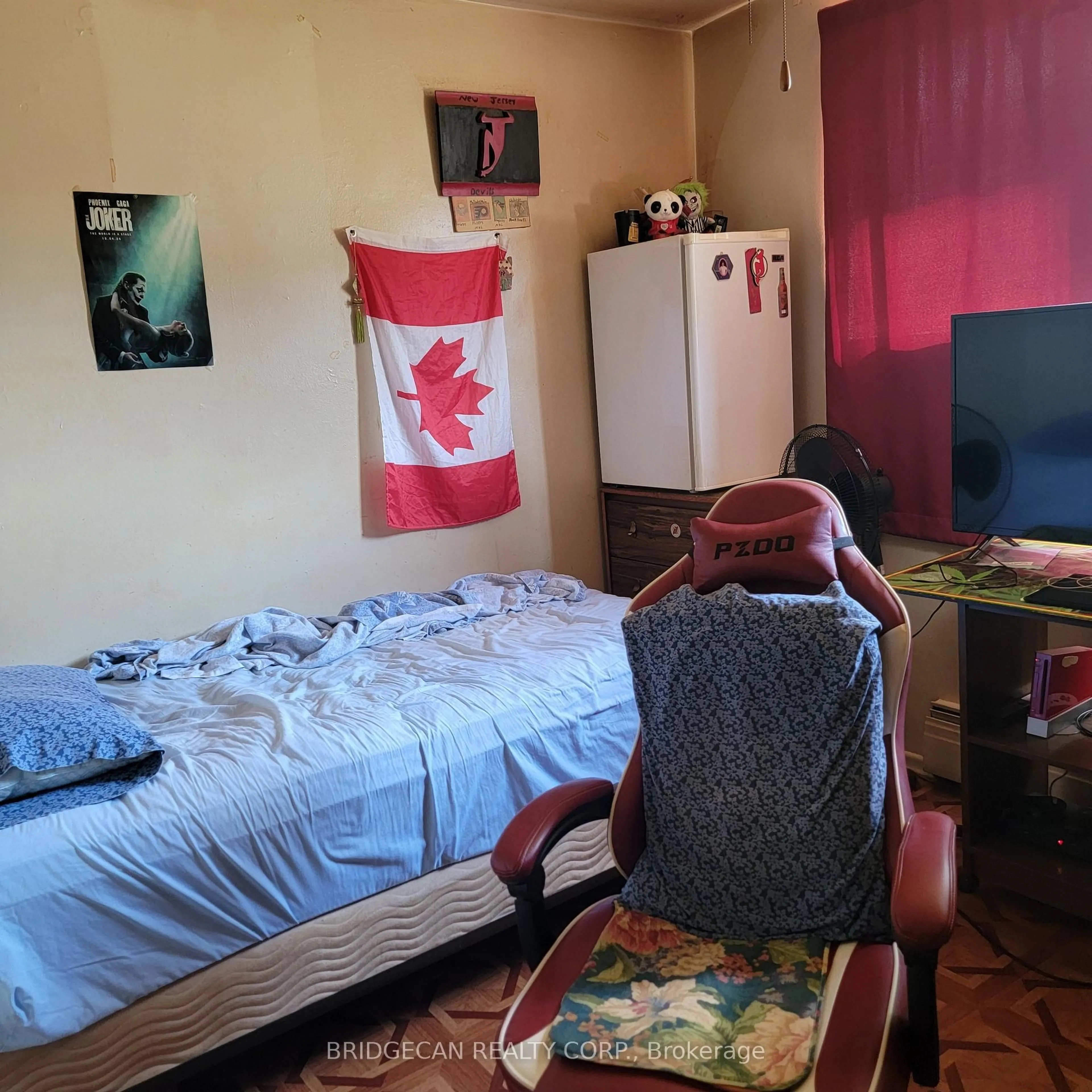 A pic of a room for 1830 Dumont St #202, London East Ontario N5W 2S1