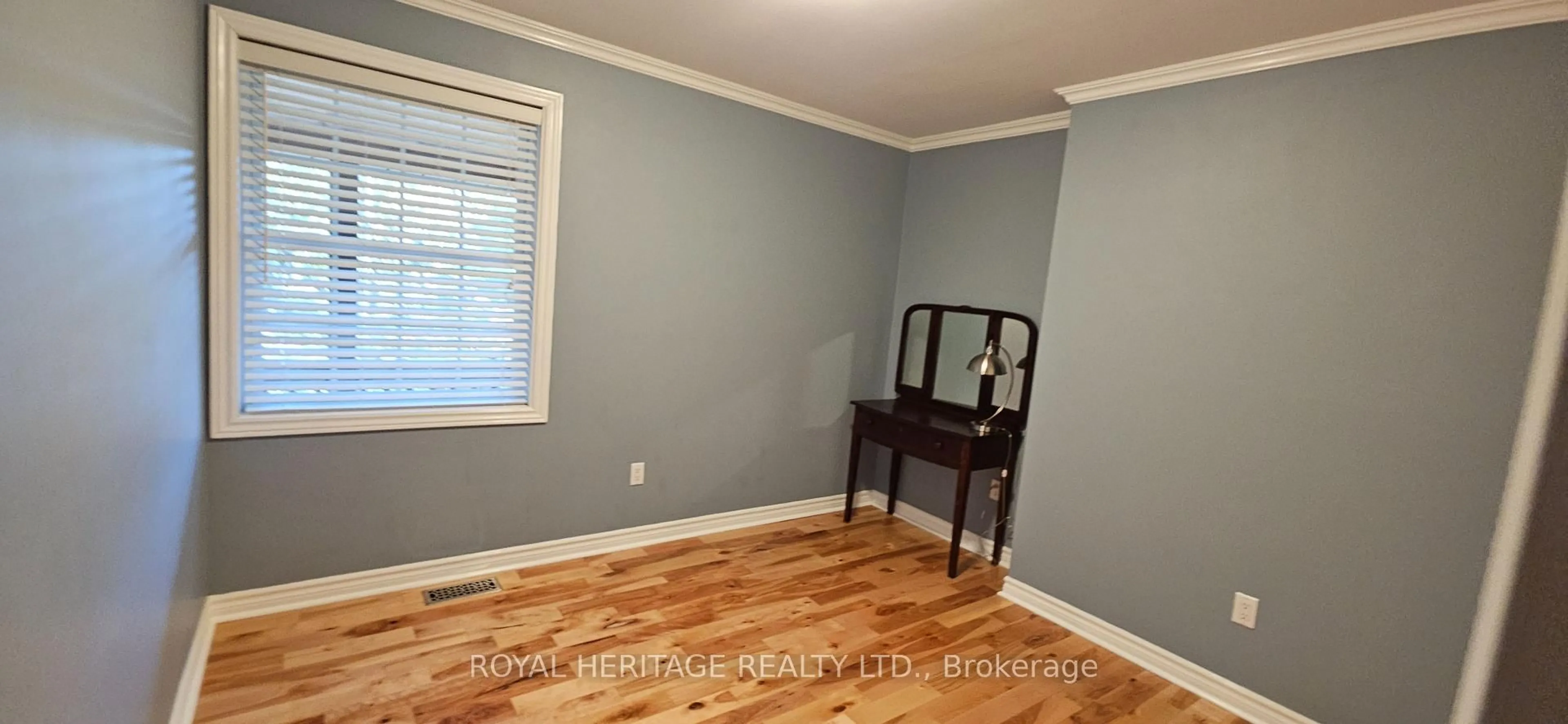 A pic of a room for 10175 41 Highway, Kaladar Ontario K0H 1Z0