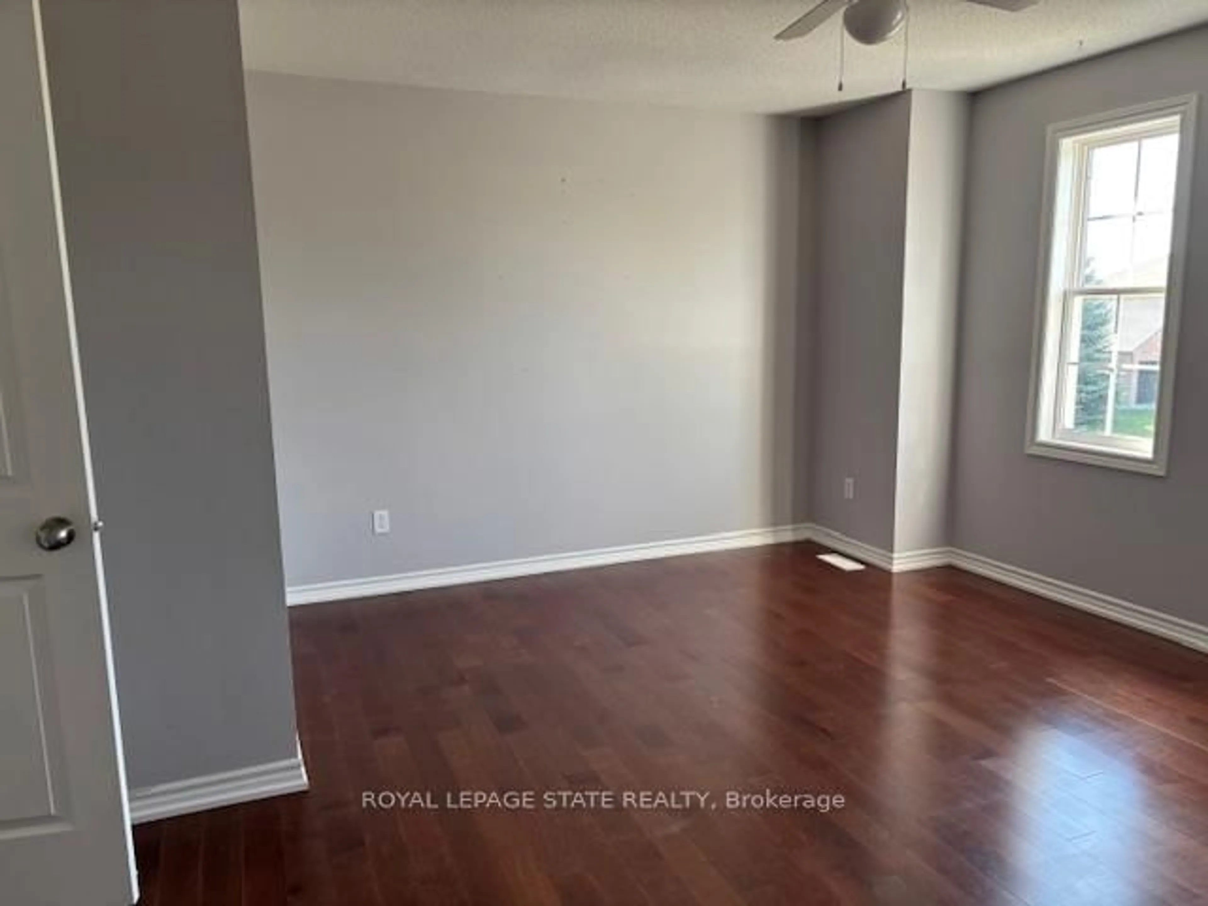 A pic of a room for 45 Thames Way, Hamilton Ontario L0R 1W0