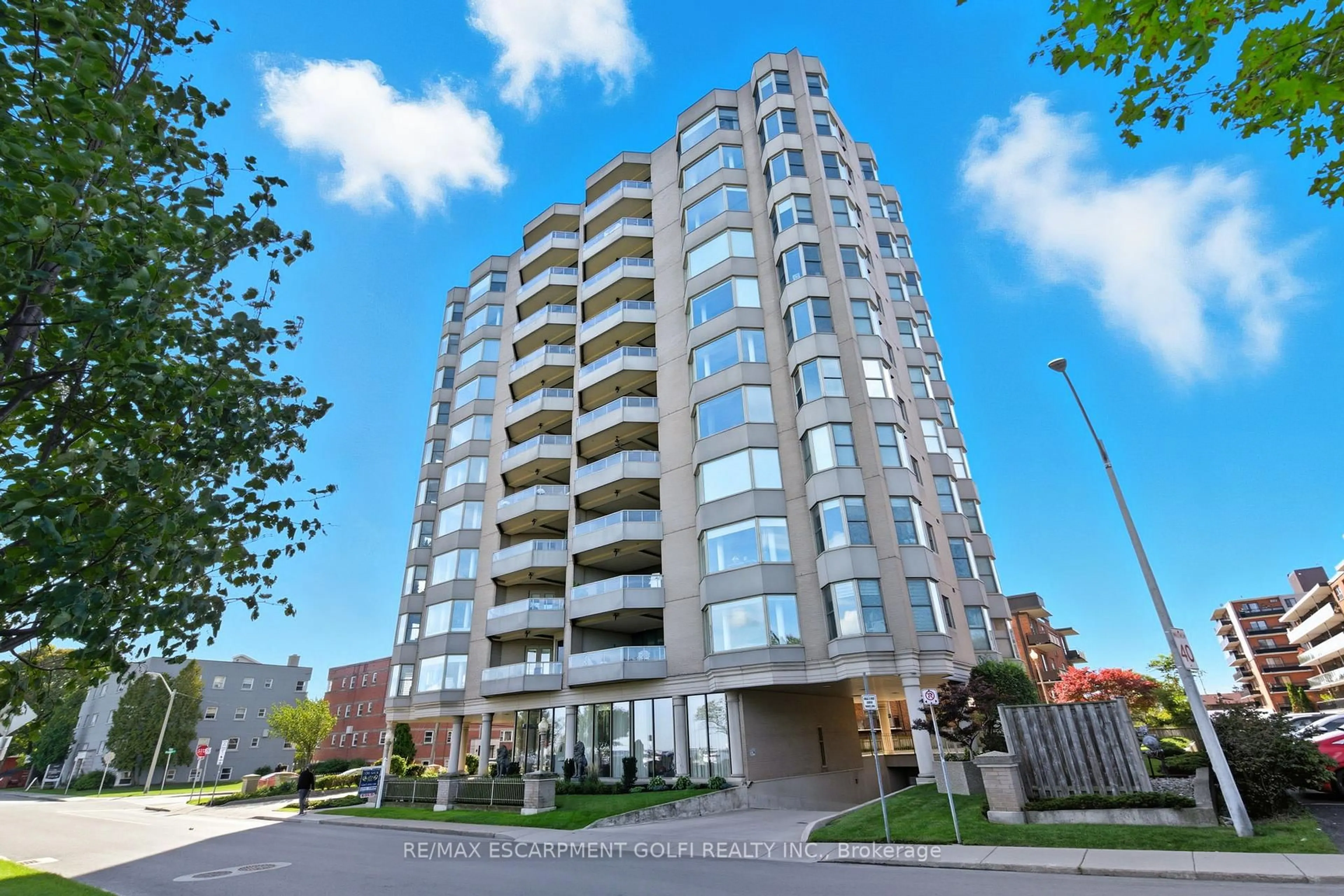 Unknown for 174 MOUNTAIN PARK Ave #2W, Hamilton Ontario L8V 1A1