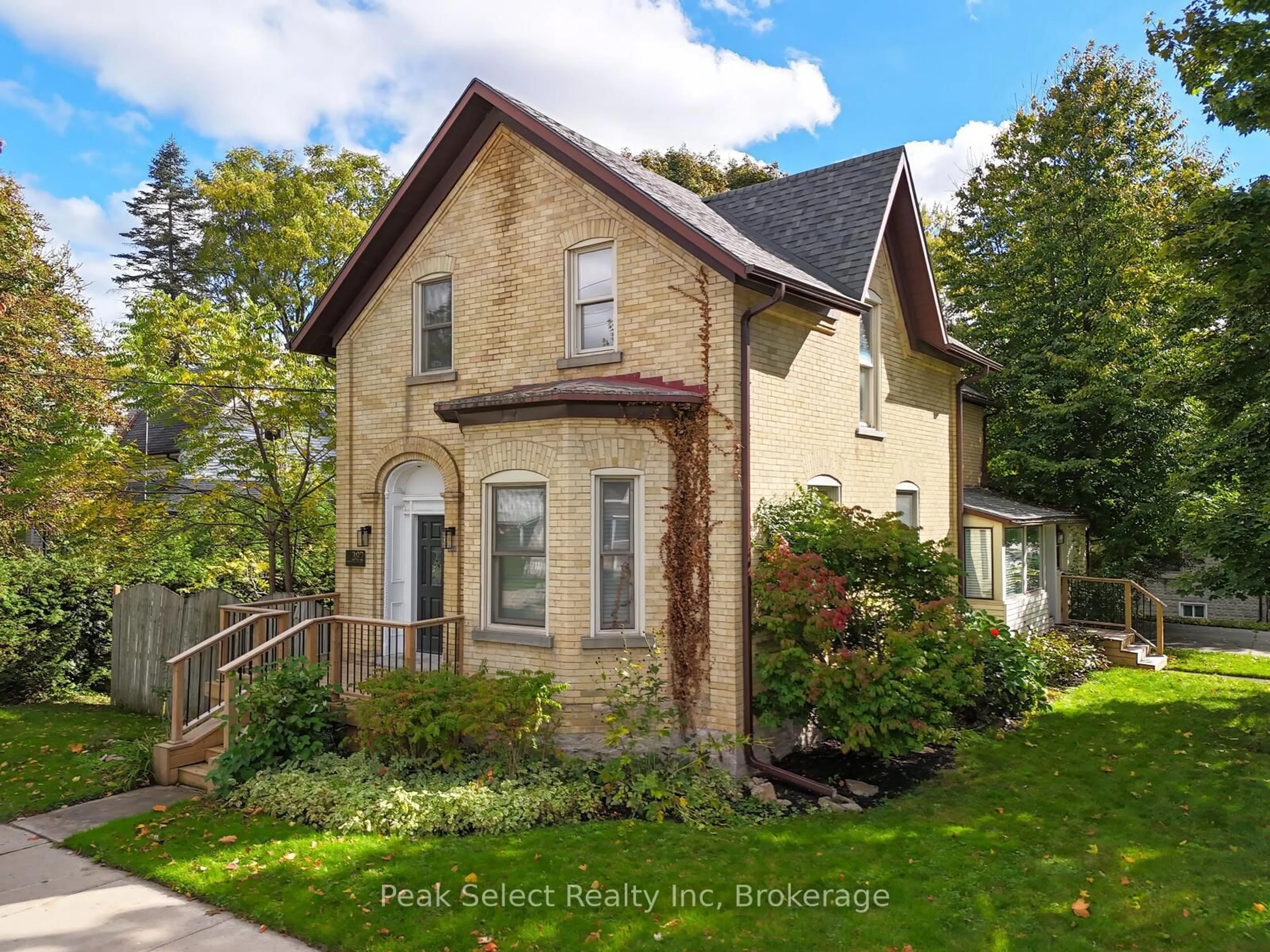 Home with brick exterior material, street for 382 Queen St, St. Marys Ontario N4X 1B2