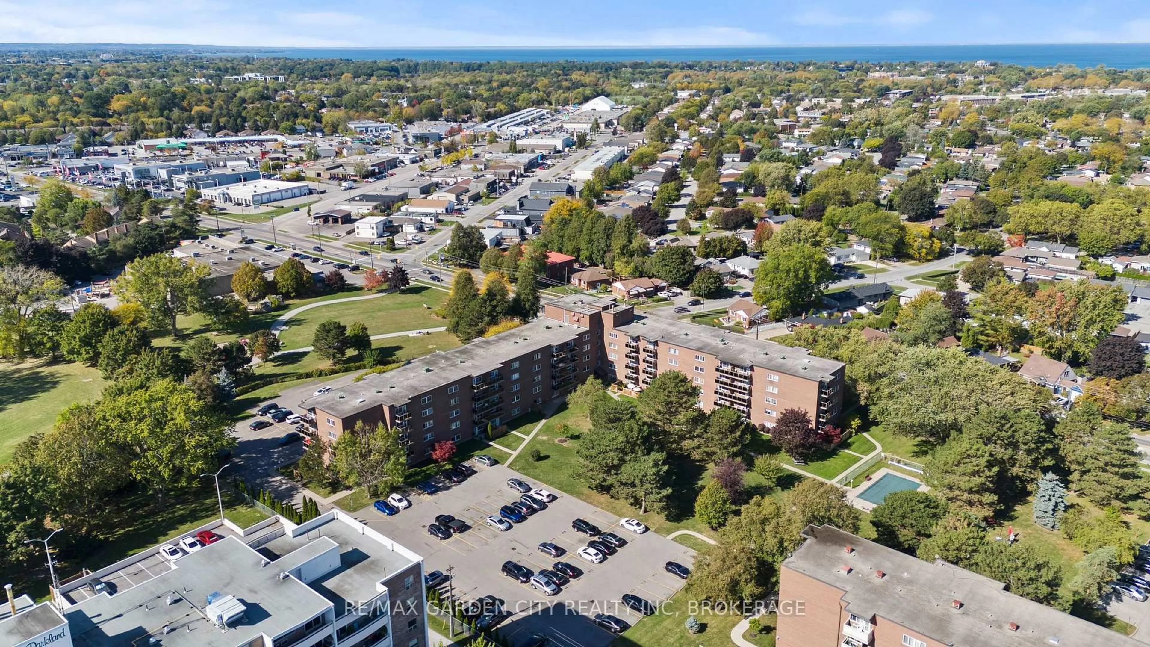A pic from outside/outdoor area/front of a property/back of a property/a pic from drone, city buildings view from balcony for 196 SCOTT St #517, St. Catharines Ontario L2N 5T2