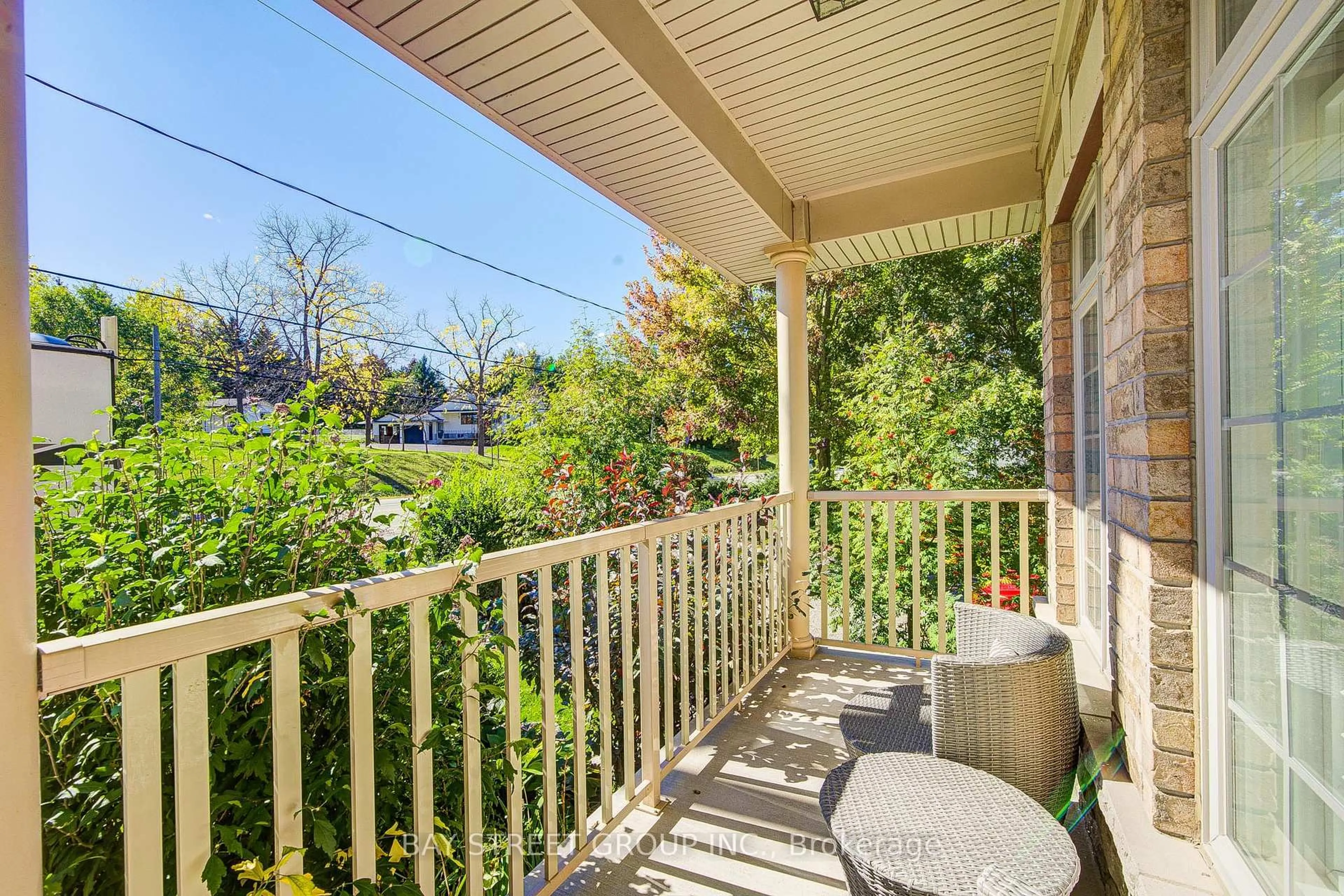 Patio, street for 3549 King St, Lincoln Ontario L0R 2C0