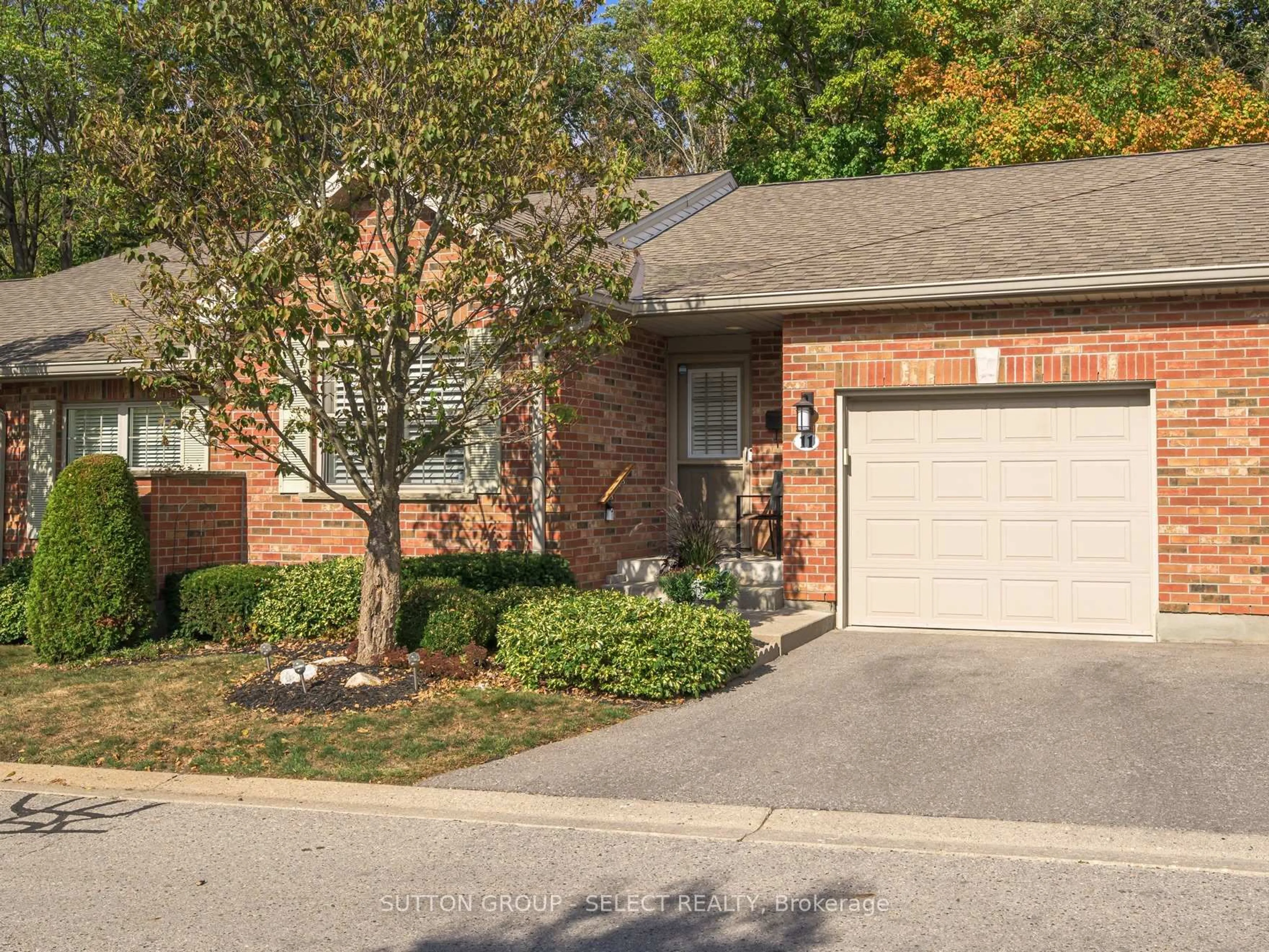 Home with brick exterior material, street for 1337 Commissioners Rd #11, London South Ontario N6K 4V2