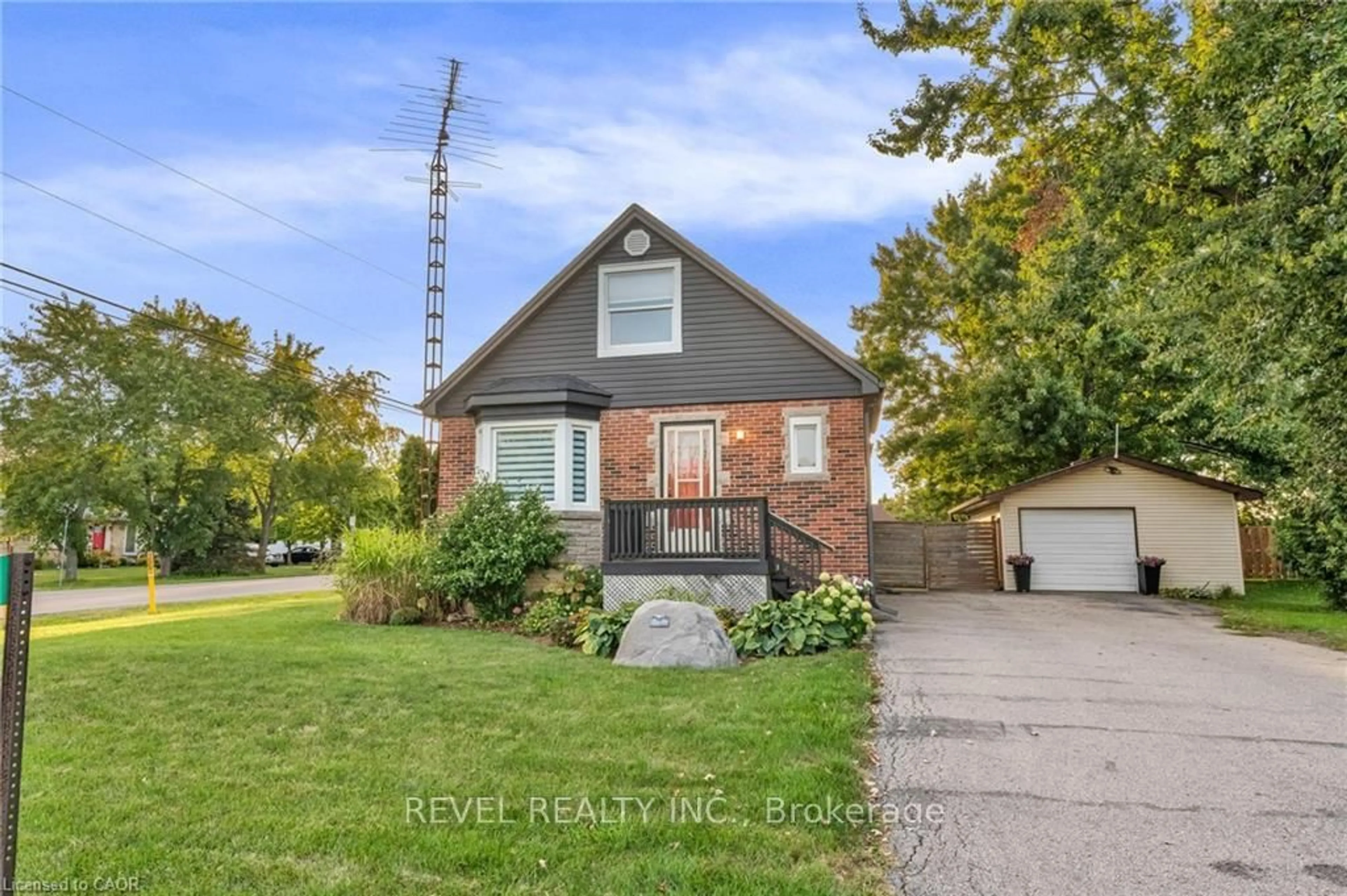 Home with brick exterior material, street for 680 Woodburn Rd, Hamilton Ontario L0R 1P0