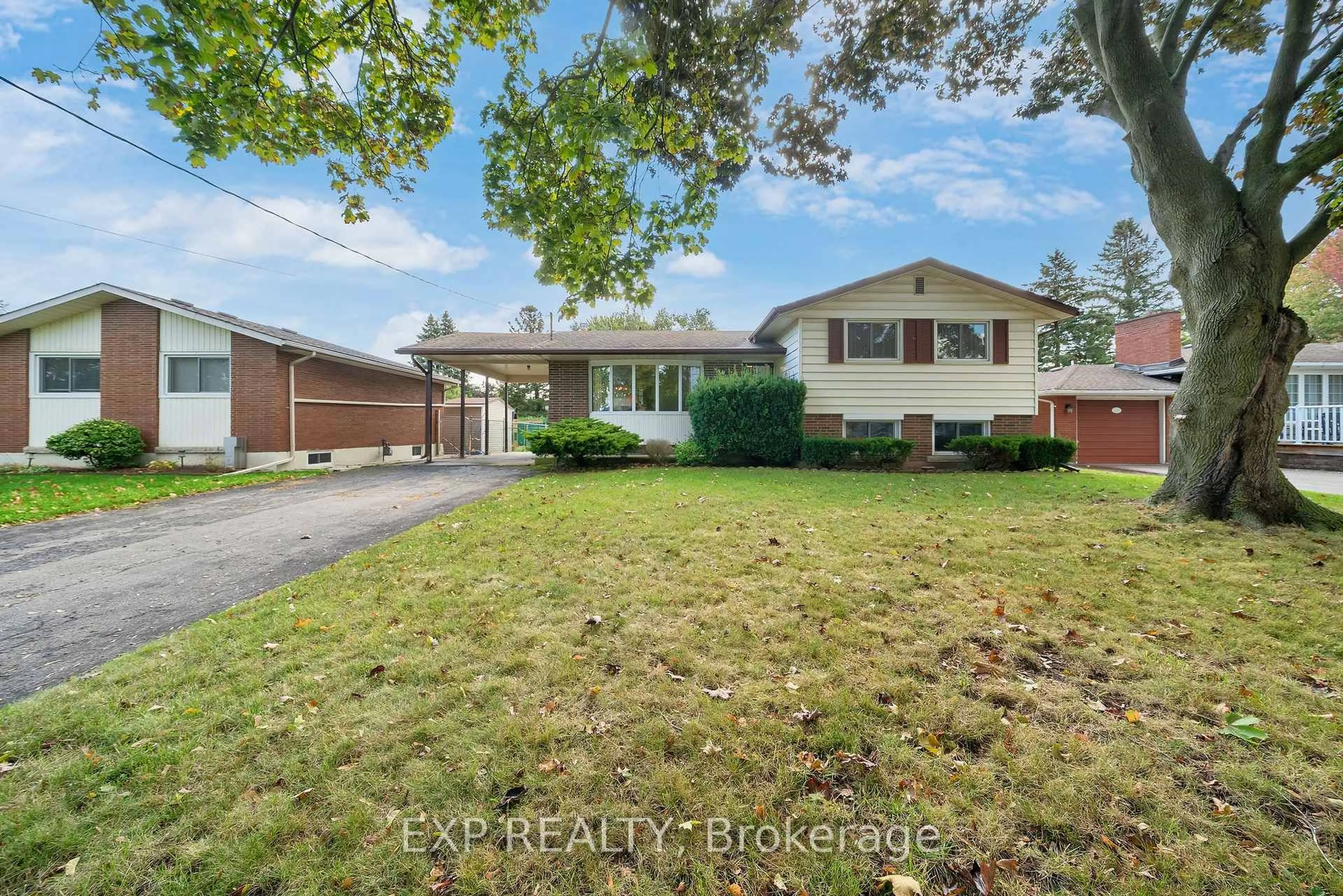 Unknown for 628 Scott St, St. Catharines Ontario L2M 3X8